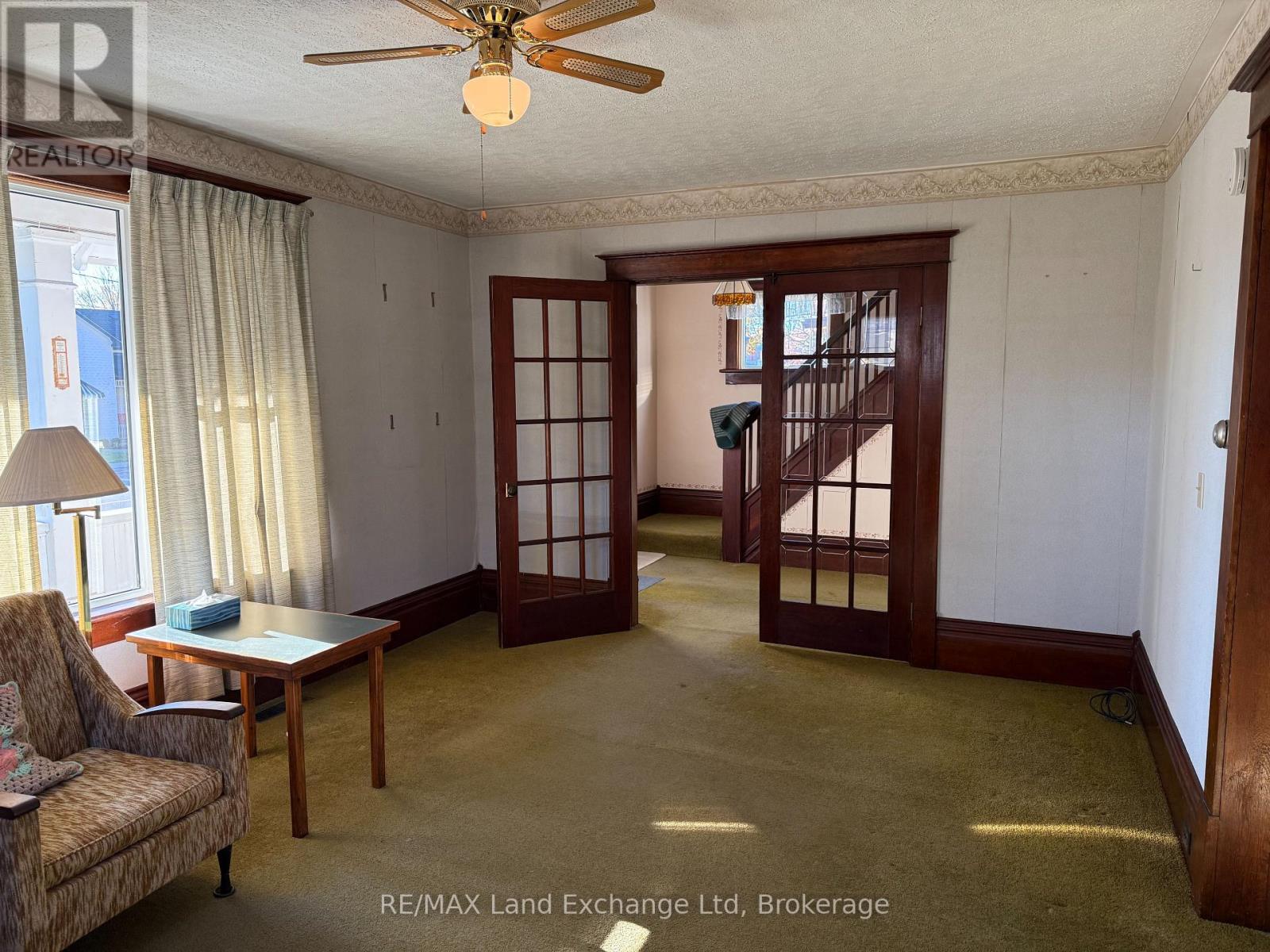 351 Queen Street, North Huron, Ontario  N0M 1H0 - Photo 11 - X12485865