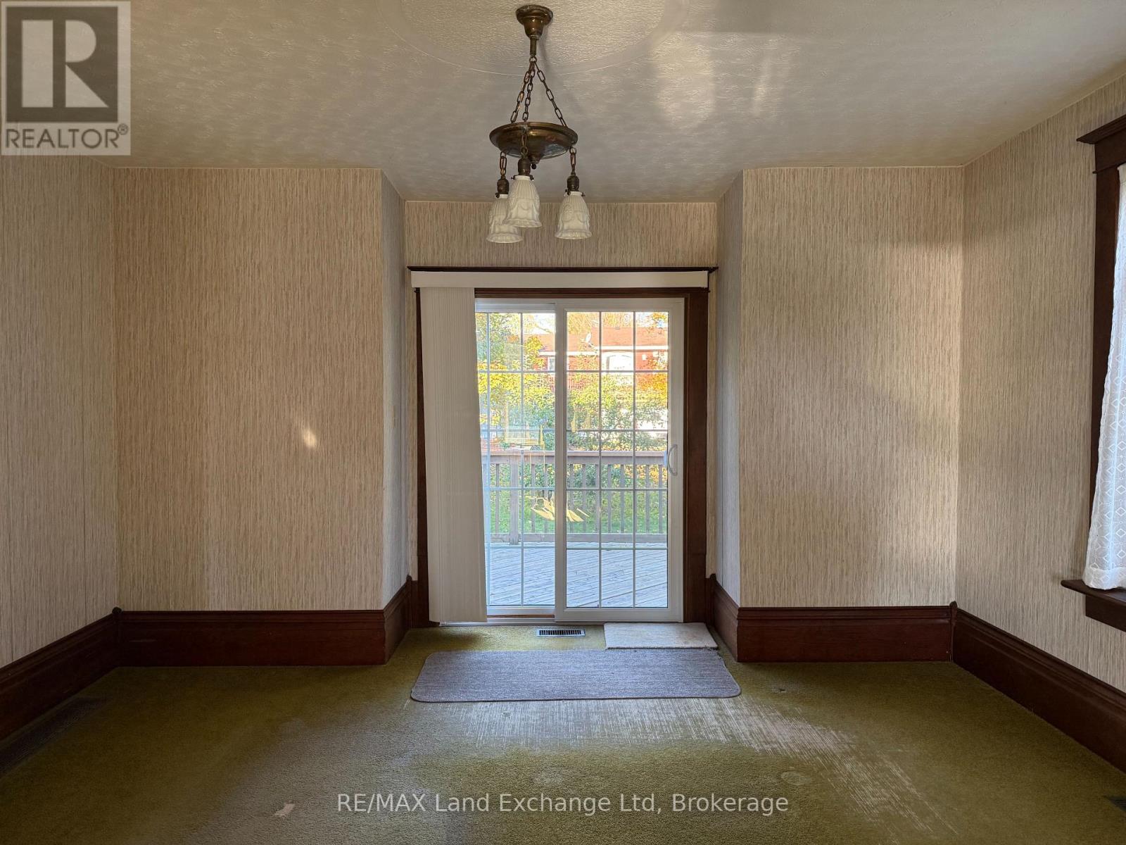 351 Queen Street, North Huron, Ontario  N0M 1H0 - Photo 14 - X12485865