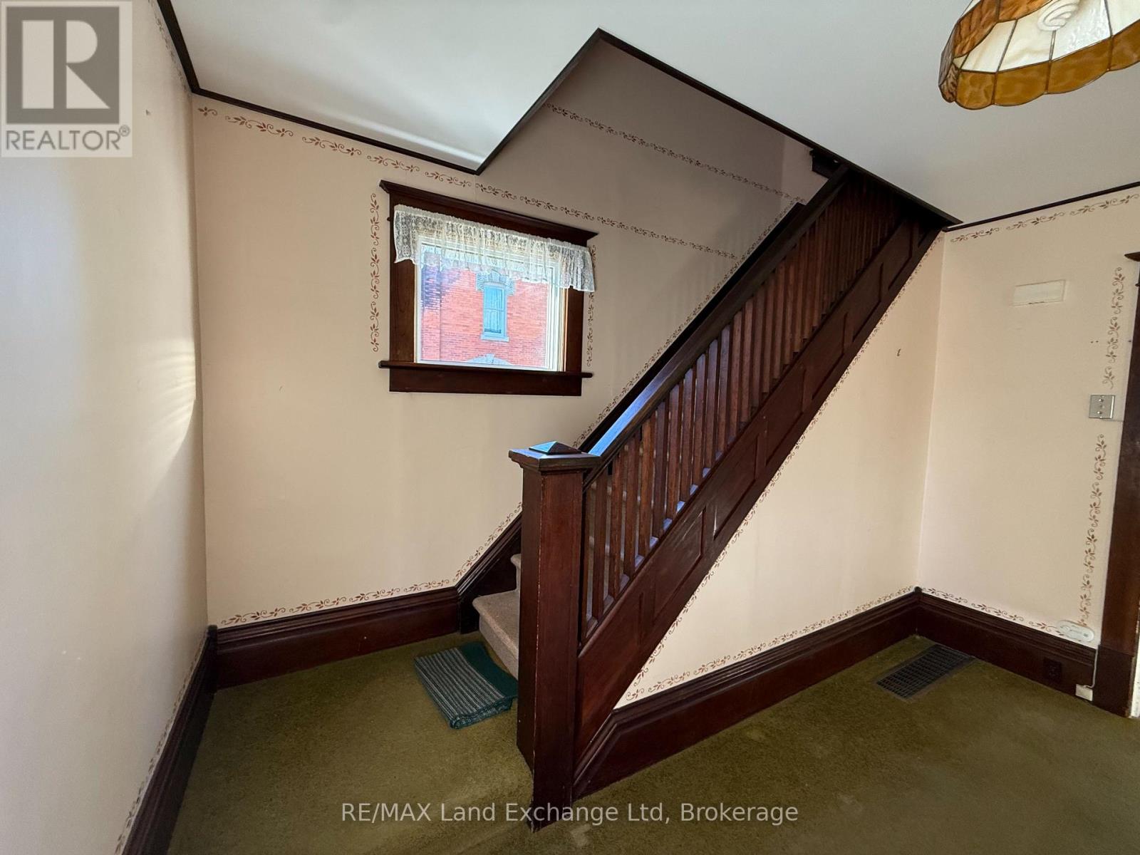 351 Queen Street, North Huron, Ontario  N0M 1H0 - Photo 18 - X12485865