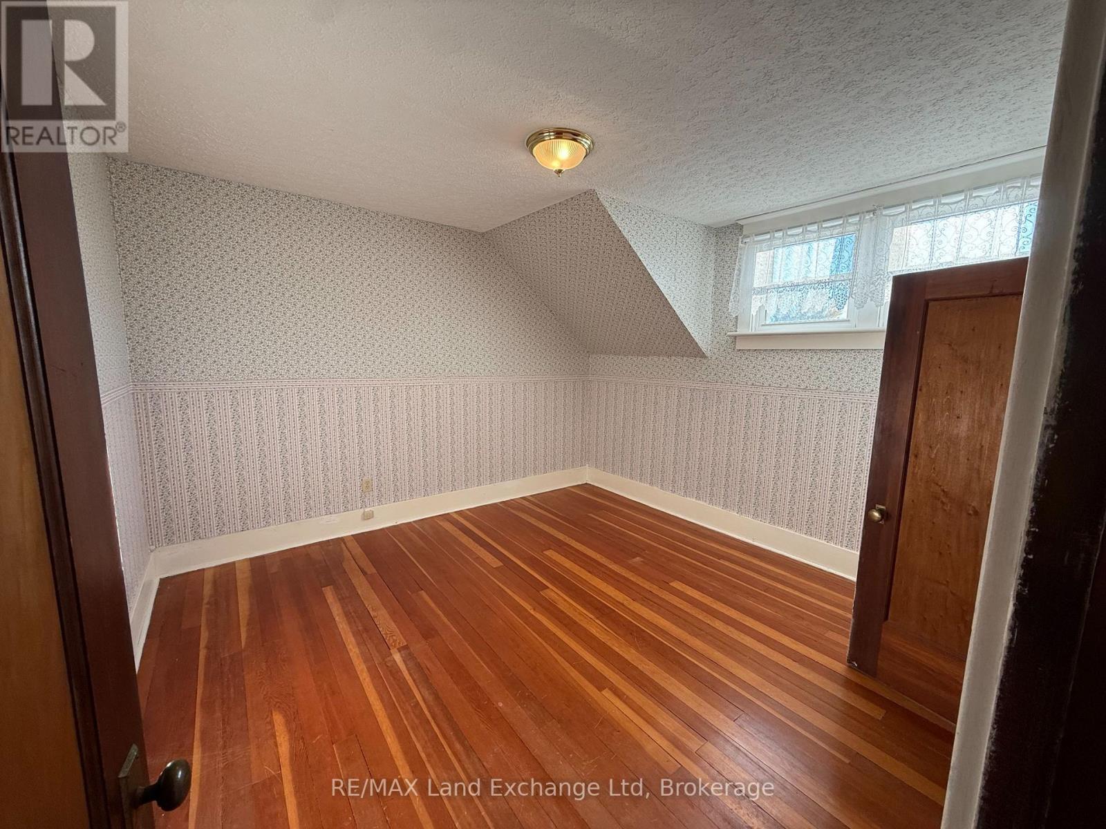 351 Queen Street, North Huron, Ontario  N0M 1H0 - Photo 23 - X12485865