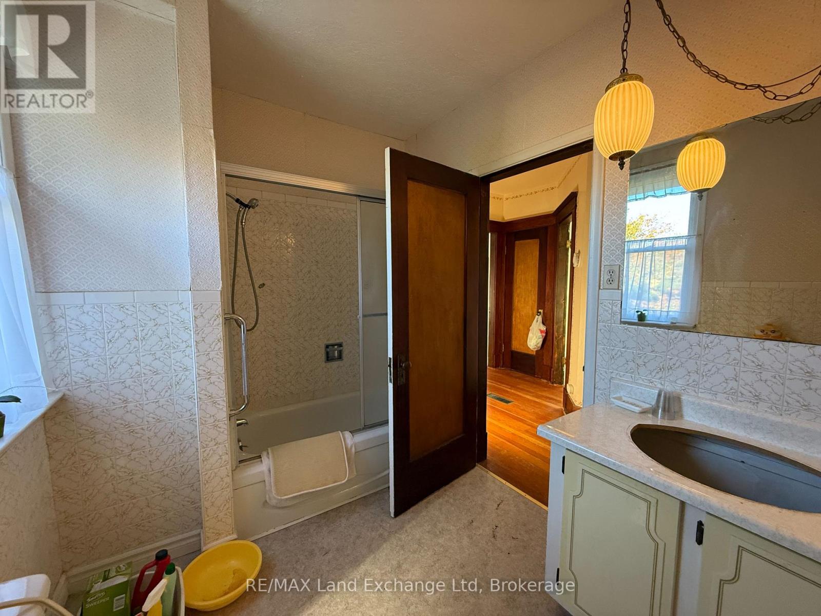 351 Queen Street, North Huron, Ontario  N0M 1H0 - Photo 27 - X12485865