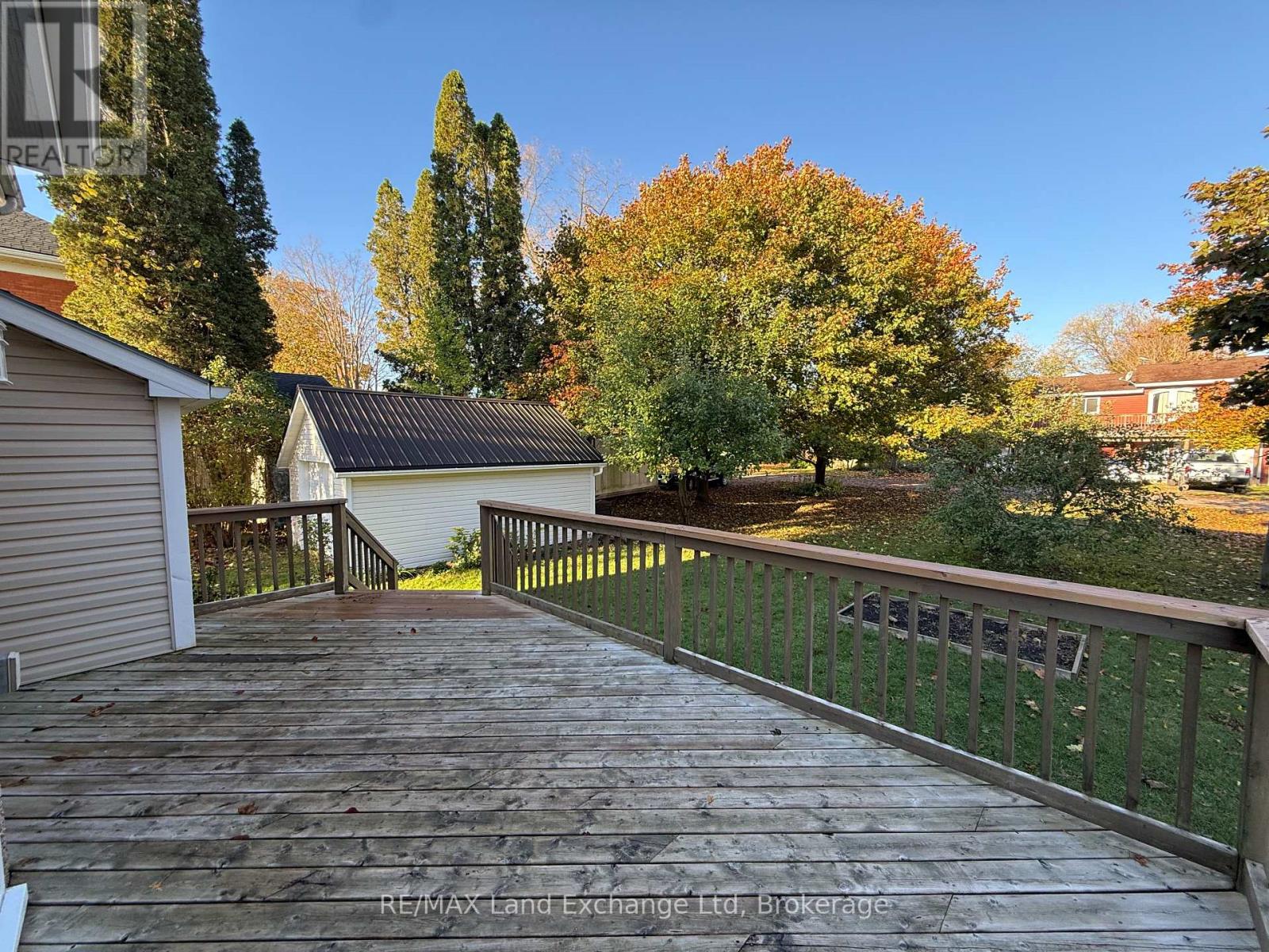 351 Queen Street, North Huron, Ontario  N0M 1H0 - Photo 30 - X12485865