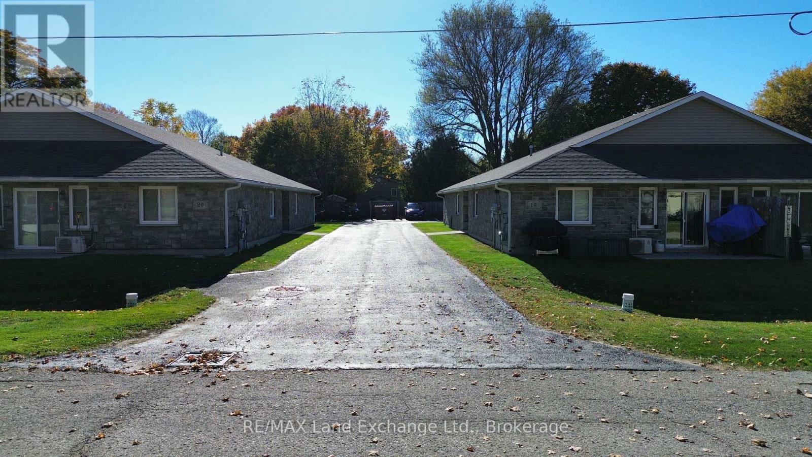 20 Stanley Street, Kincardine, Ontario  N0G 2T0 - Photo 3 - X12485908