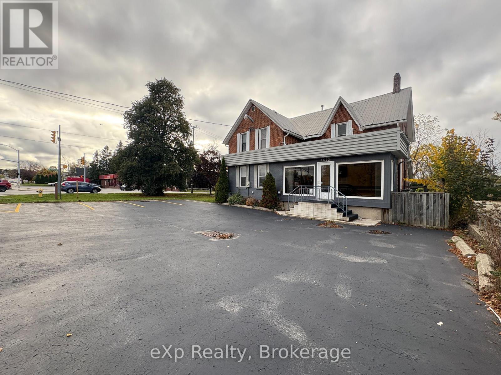 1602 9th Avenue E, Owen Sound, Ontario  N4K 6S2 - Photo 11 - X12485921