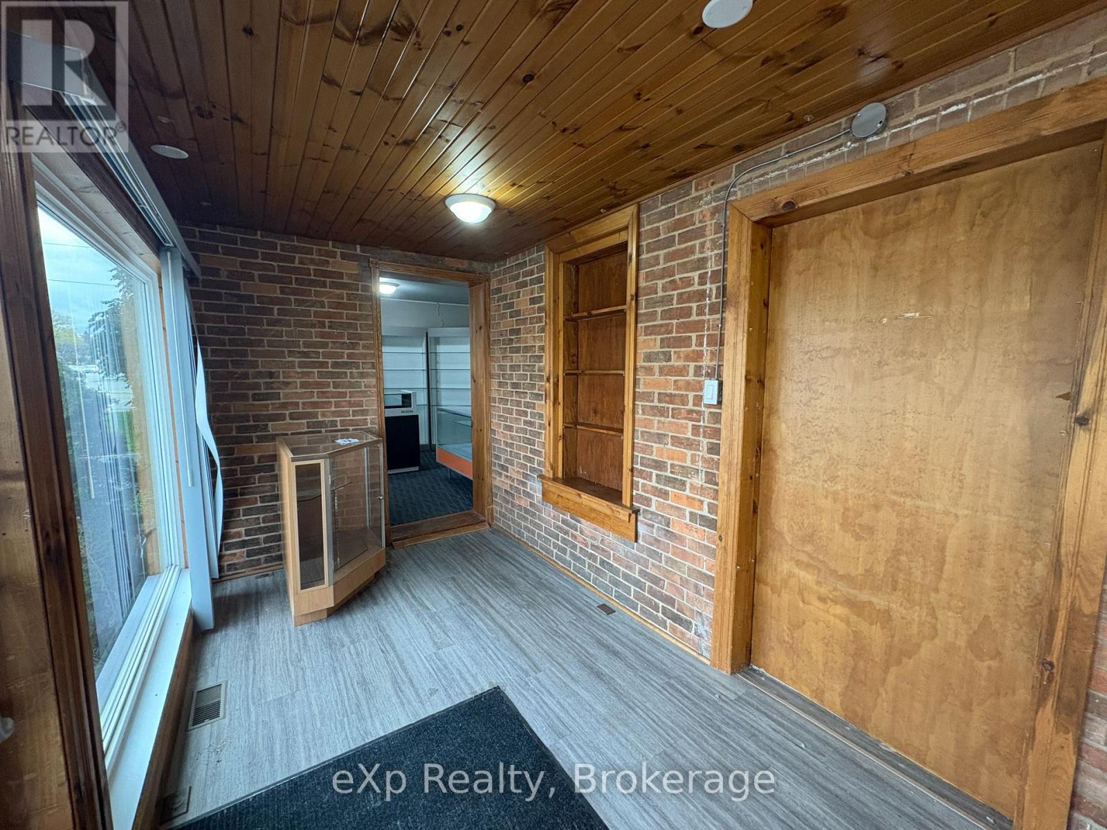 1602 9th Avenue E, Owen Sound, Ontario  N4K 6S2 - Photo 17 - X12485921