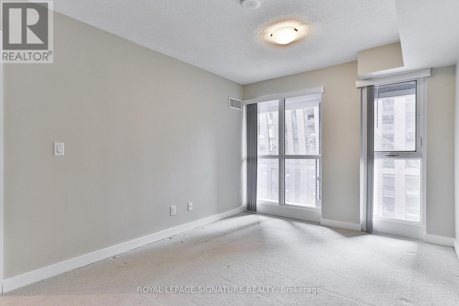 812 - 295 Adelaide Street W, Toronto, Ontario  M5V 1P7 - Photo 11 - C12485835