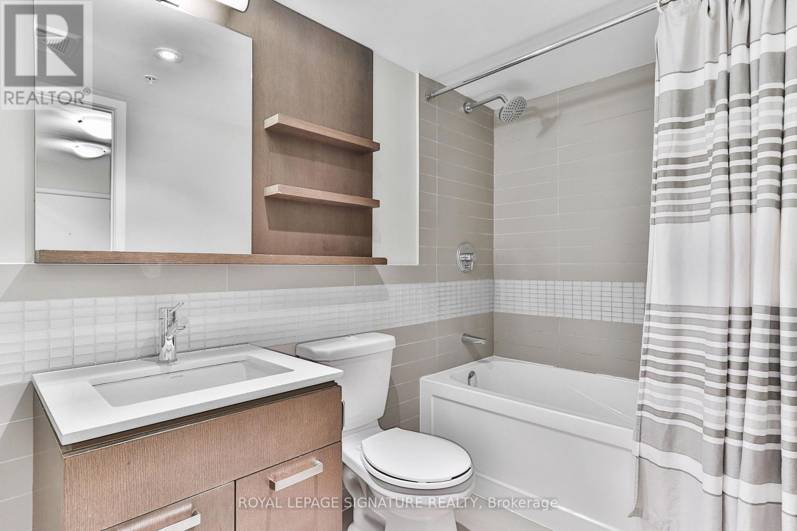 812 - 295 Adelaide Street W, Toronto, Ontario  M5V 1P7 - Photo 13 - C12485835