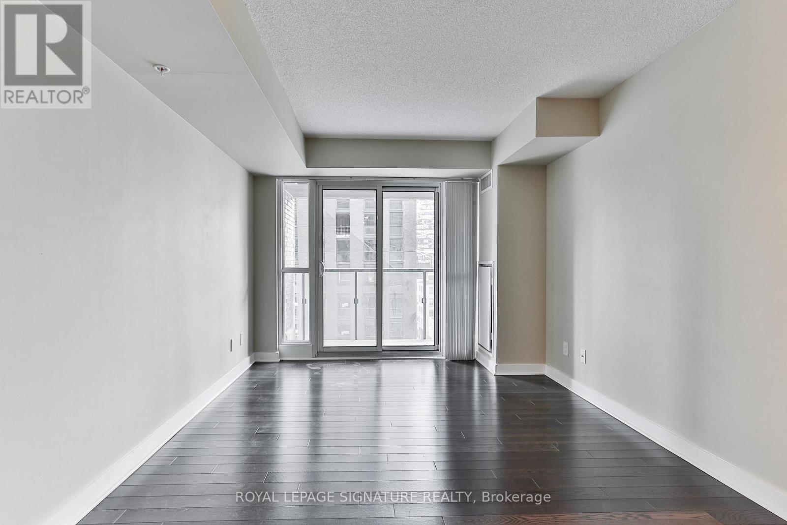 812 - 295 Adelaide Street W, Toronto, Ontario  M5V 1P7 - Photo 7 - C12485835