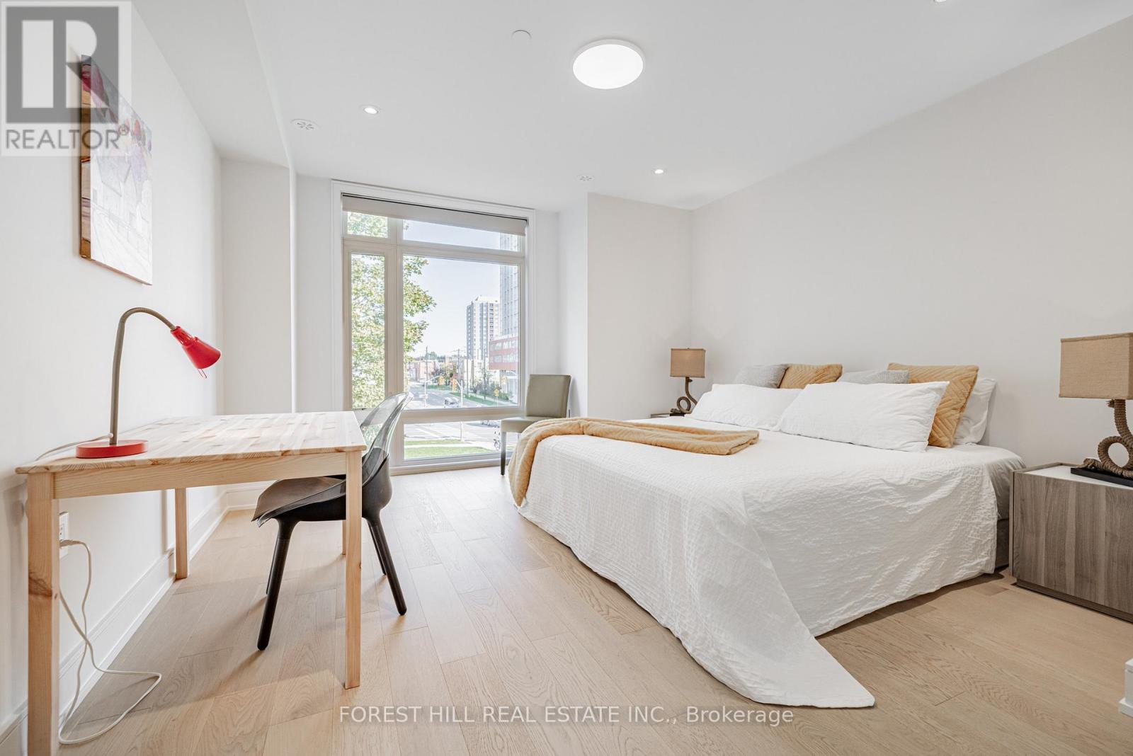 7 Flax Field Lane, Toronto, Ontario  M4G 1Y4 - Photo 13 - C12485848