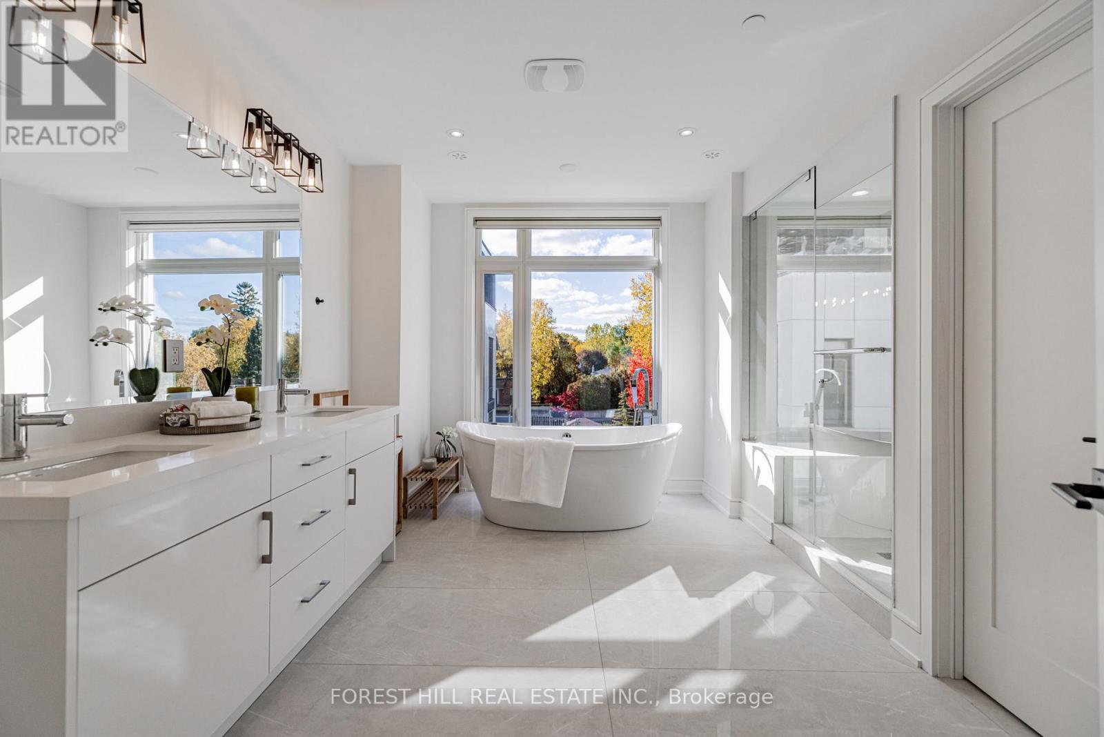 7 Flax Field Lane, Toronto, Ontario  M4G 1Y4 - Photo 16 - C12485848