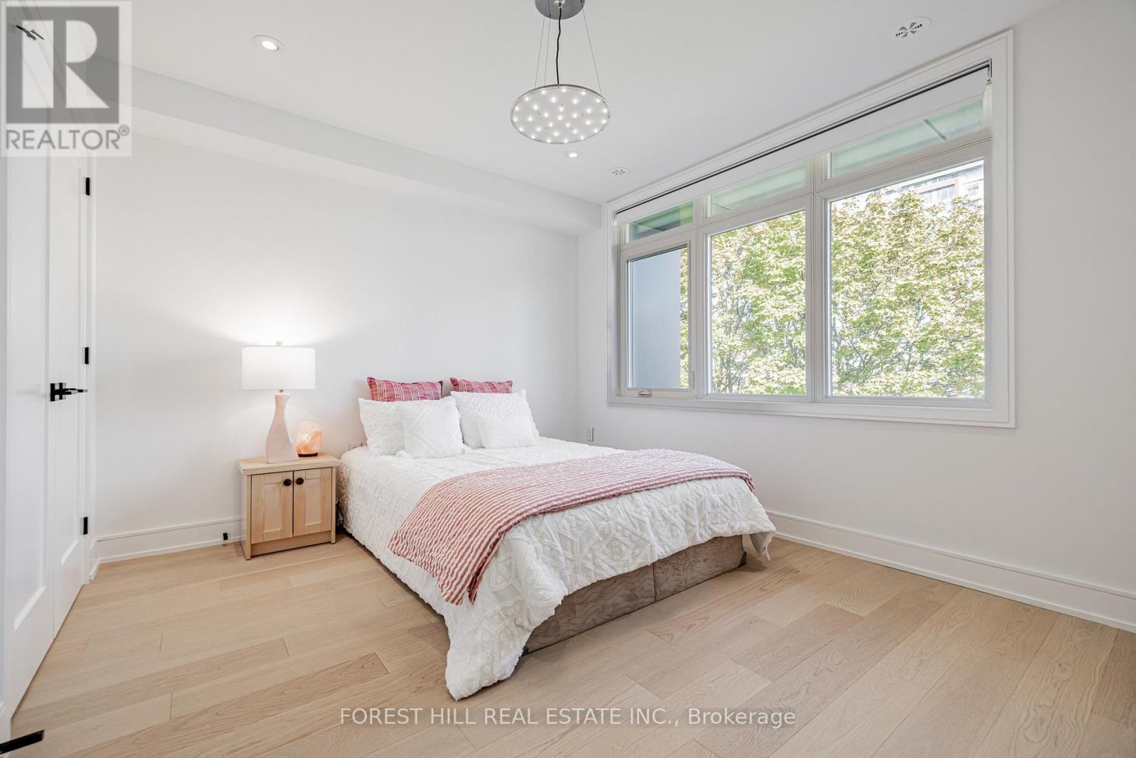 7 Flax Field Lane, Toronto, Ontario  M4G 1Y4 - Photo 20 - C12485848