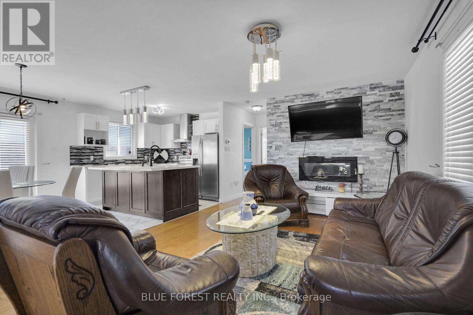 1233 Savannah Drive, London North, Ontario  N5X 4P2 - Photo 14 - X12485905