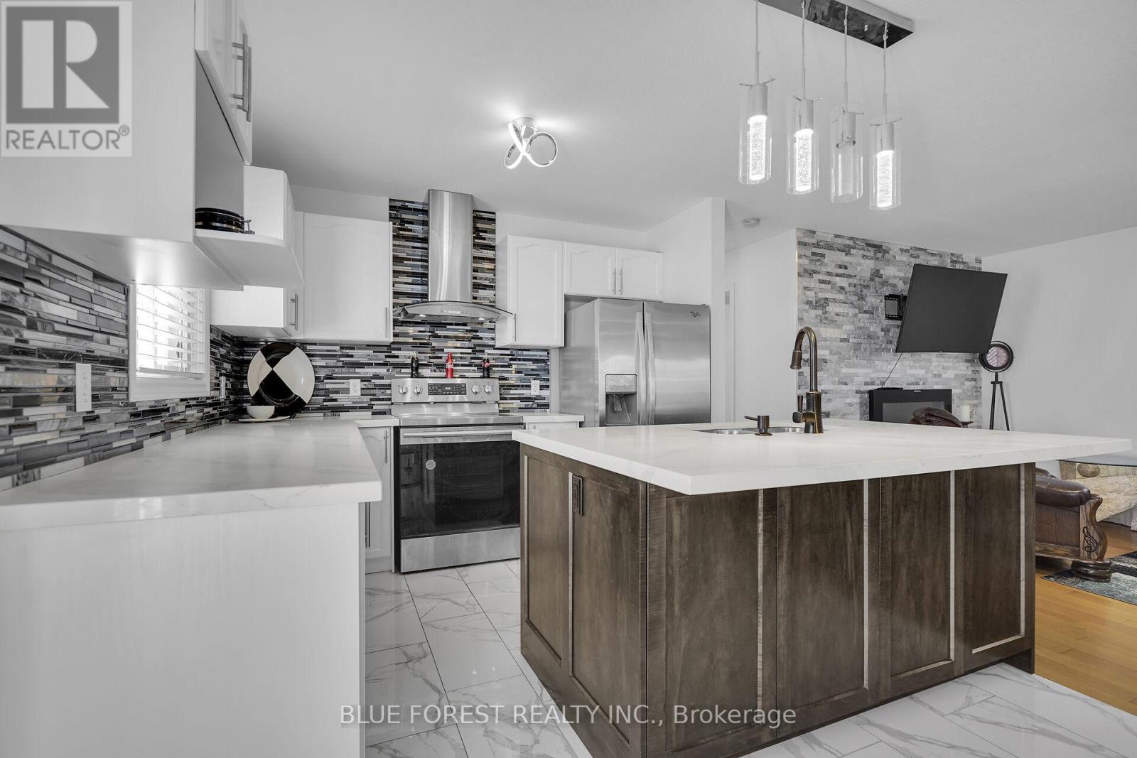 1233 Savannah Drive, London North, Ontario  N5X 4P2 - Photo 17 - X12485905