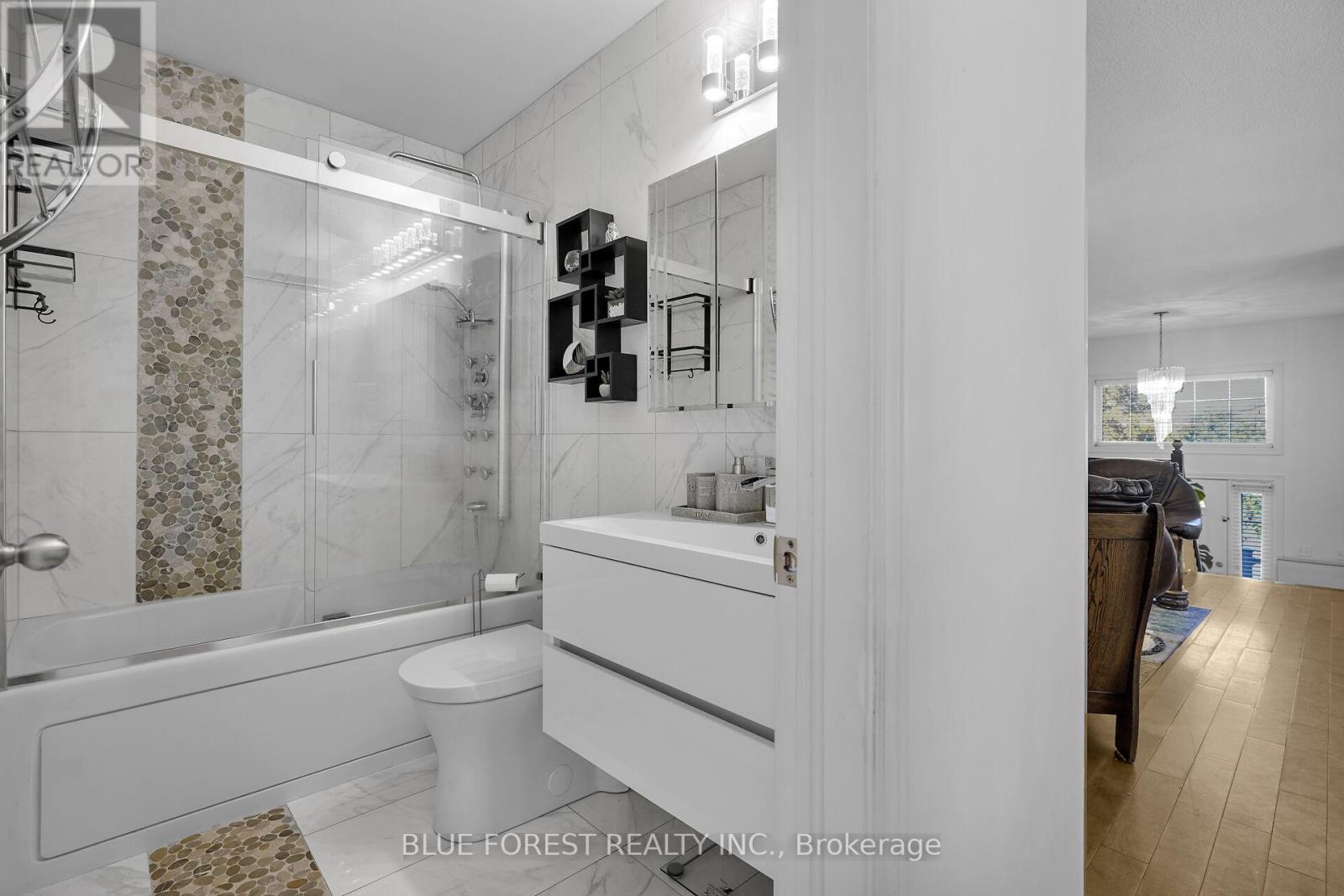 1233 Savannah Drive, London North, Ontario  N5X 4P2 - Photo 30 - X12485905