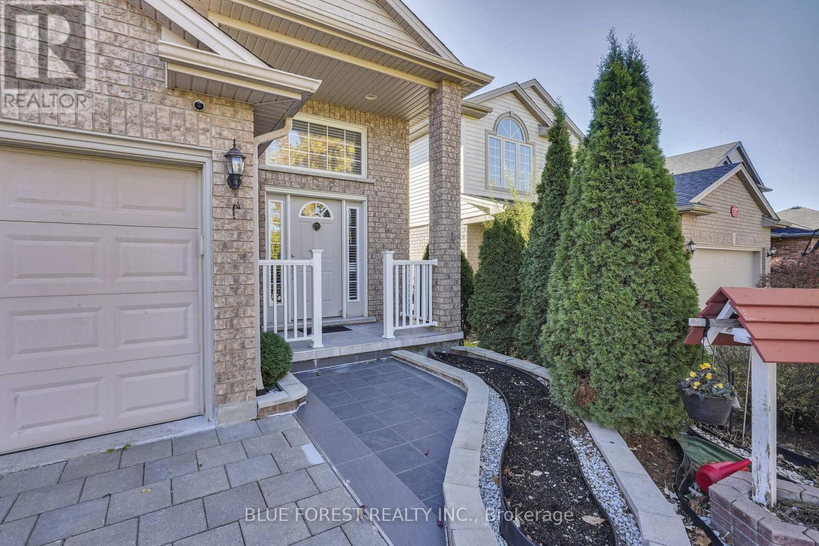 1233 Savannah Drive, London North, Ontario  N5X 4P2 - Photo 4 - X12485905