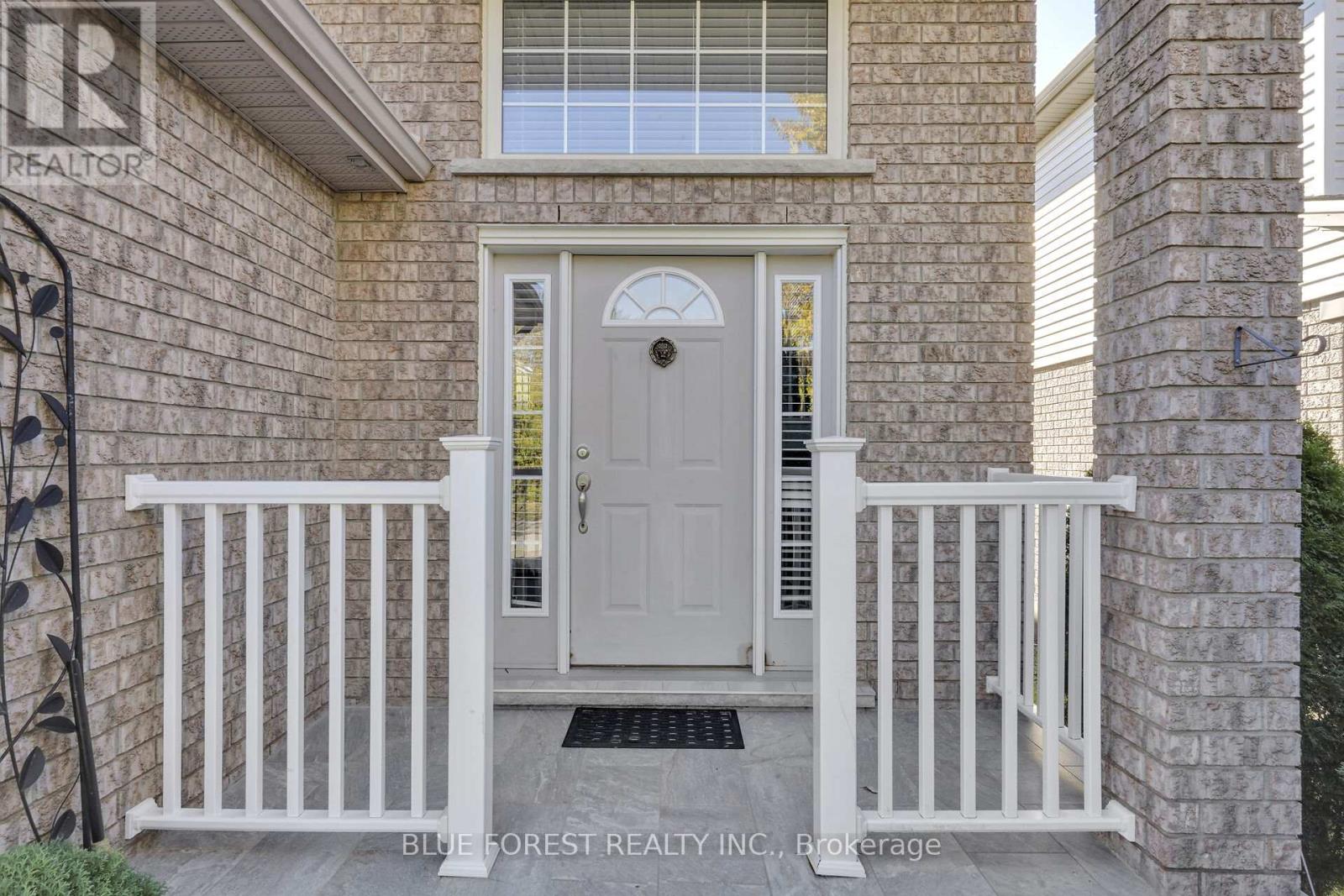 1233 Savannah Drive, London North, Ontario  N5X 4P2 - Photo 5 - X12485905