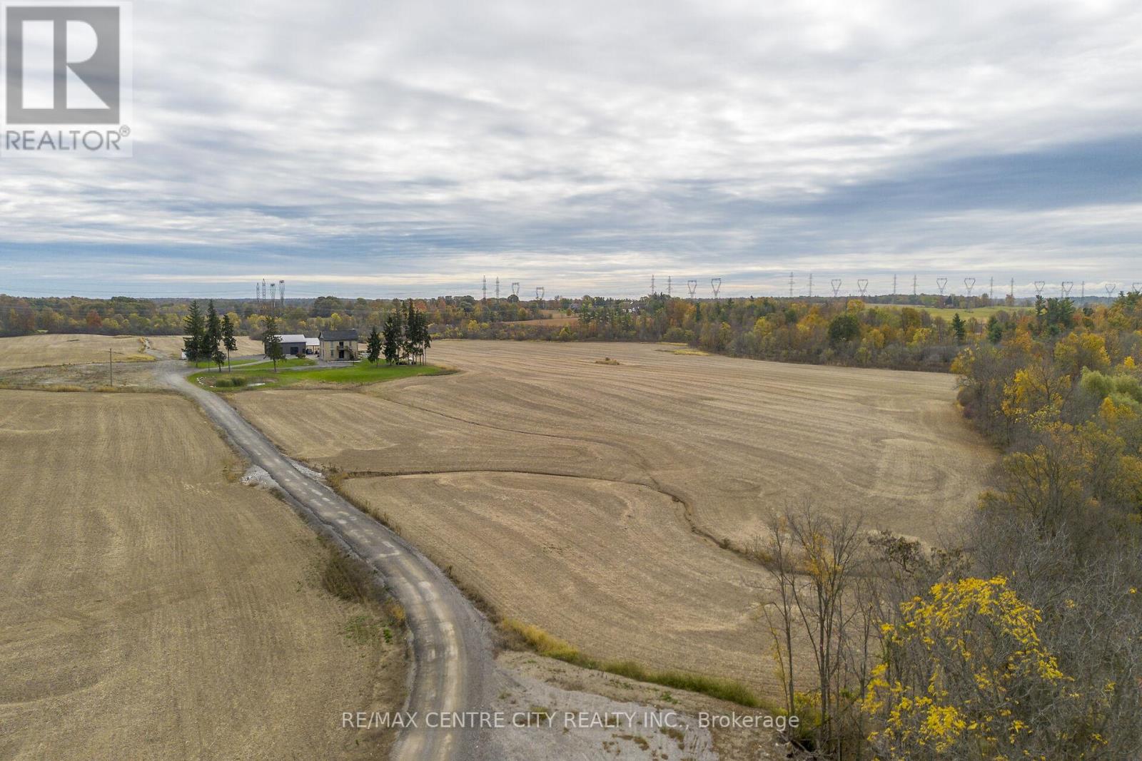 Photo 4 at 5300 HWY 6, Haldimand Photo 4 at 5300 HWY 6, Haldimand