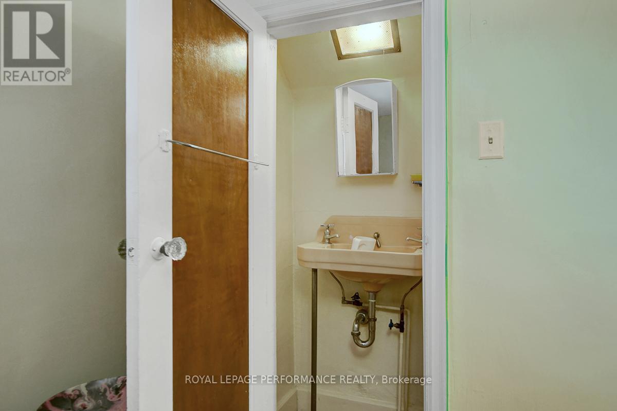 103 Glynn Avenue, Ottawa, Ontario  K1K 1S7 - Photo 33 - X12485968