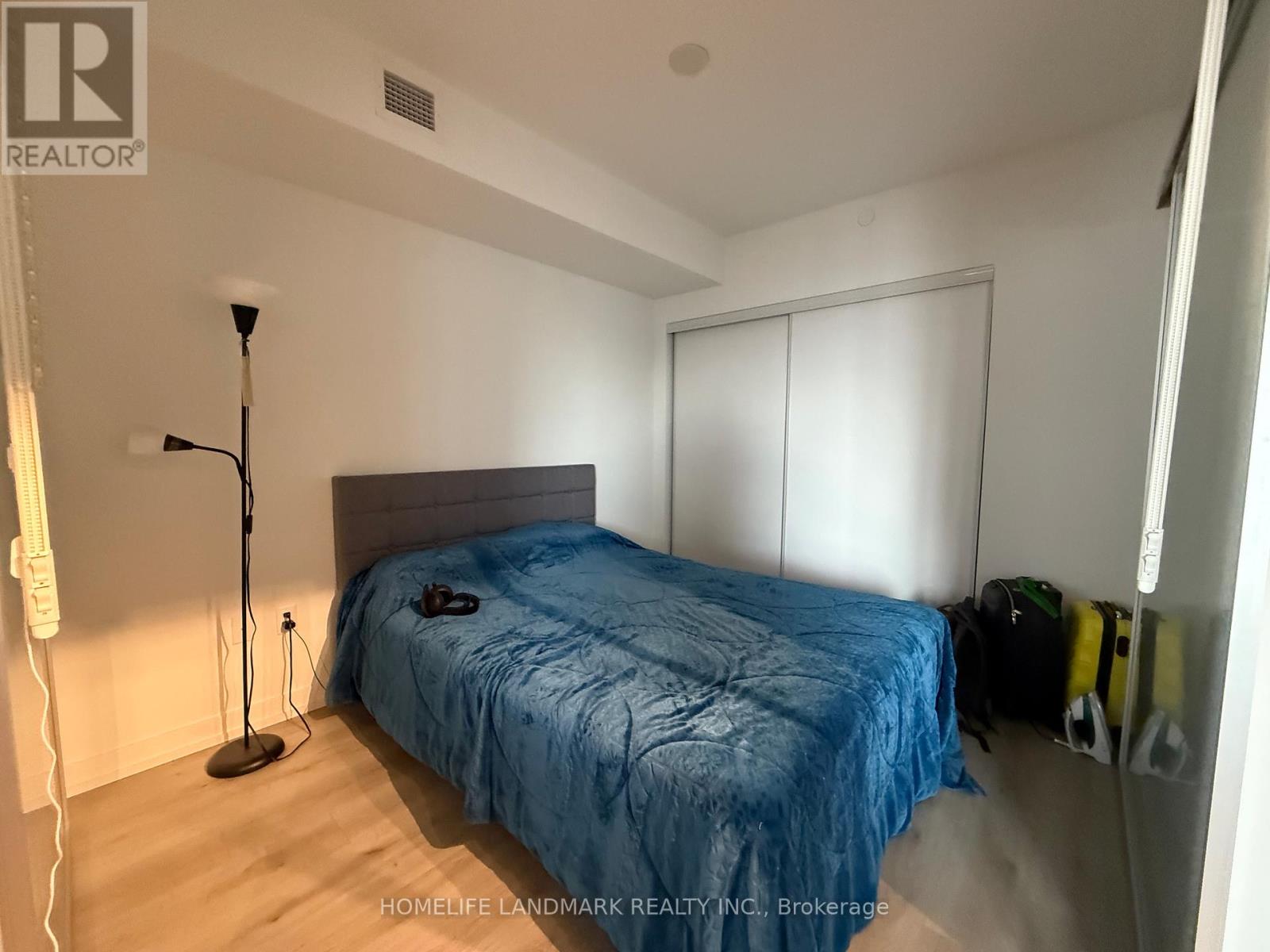 2612 - 395 Bloor Street, Toronto, Ontario  M4W 0B4 - Photo 11 - C12472064