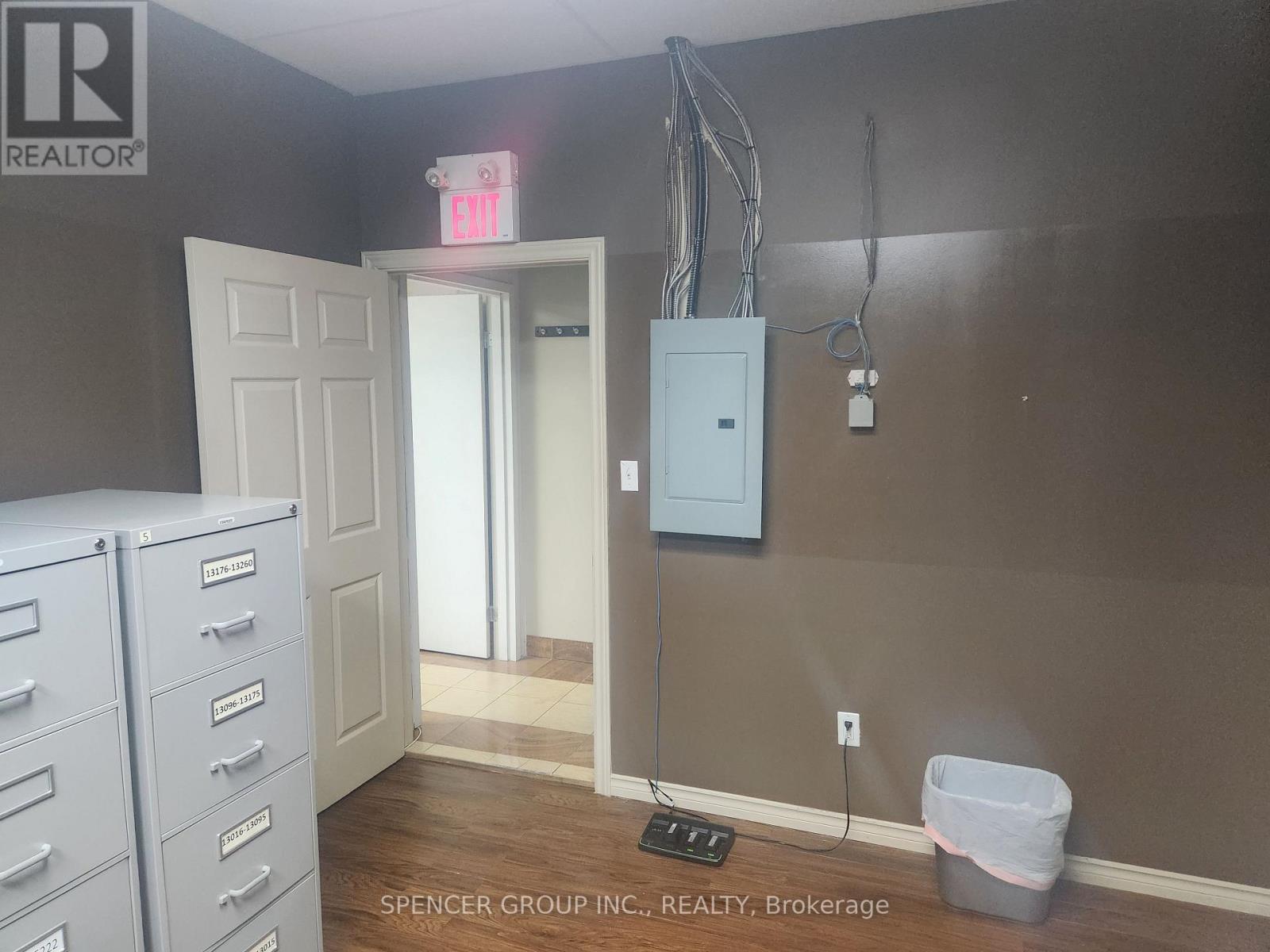 12 - 7003 Steeles Avenue W, Toronto, Ontario  M9W 0A2 - Photo 14 - W12485013