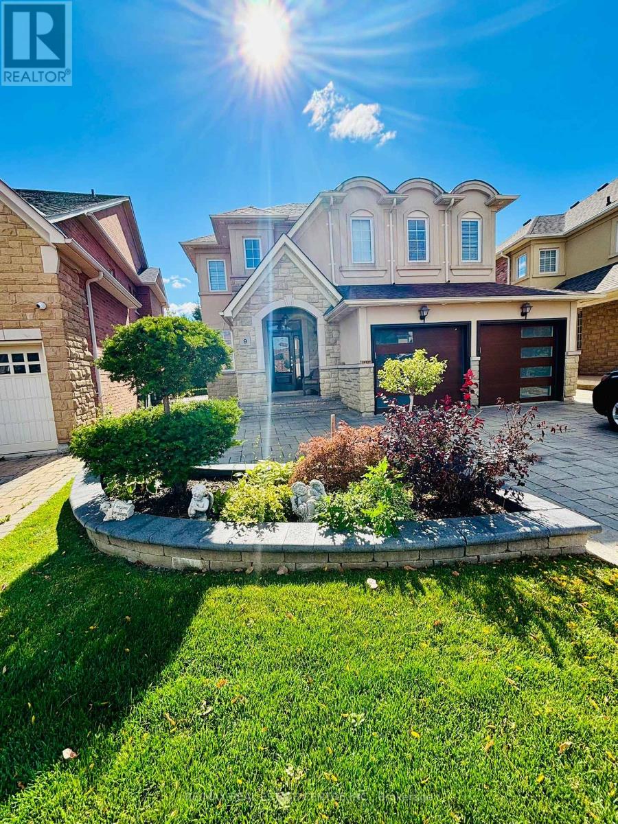 UPPER PORTION - 9 BELLEVILLE DRIVE, Brampton, Ontario