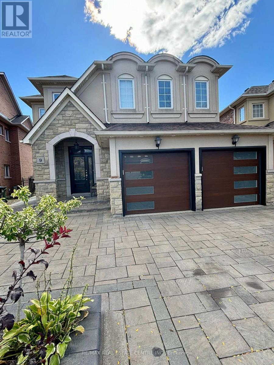 Upper Portion - 9 Belleville Drive, Brampton, Ontario  L6P 1V7 - Photo 2 - W12457672