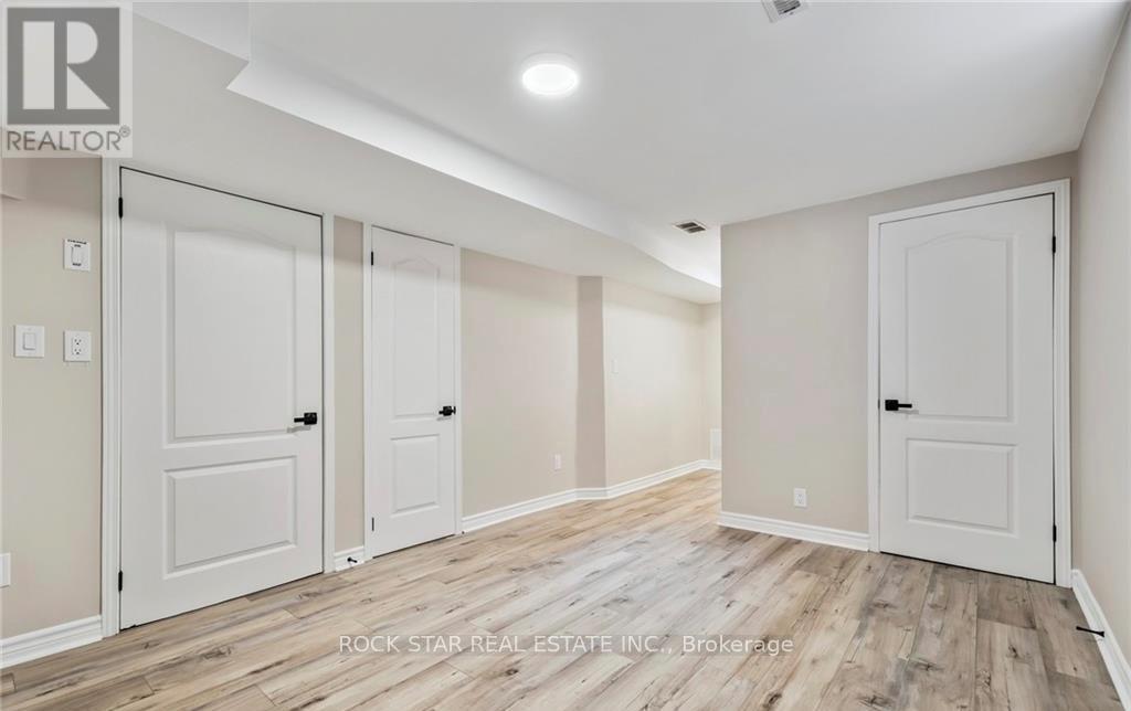 8 Ginger Drive, Barrie (Holly), Ontario  L4N 9Z2 - Photo 16 - S12485808