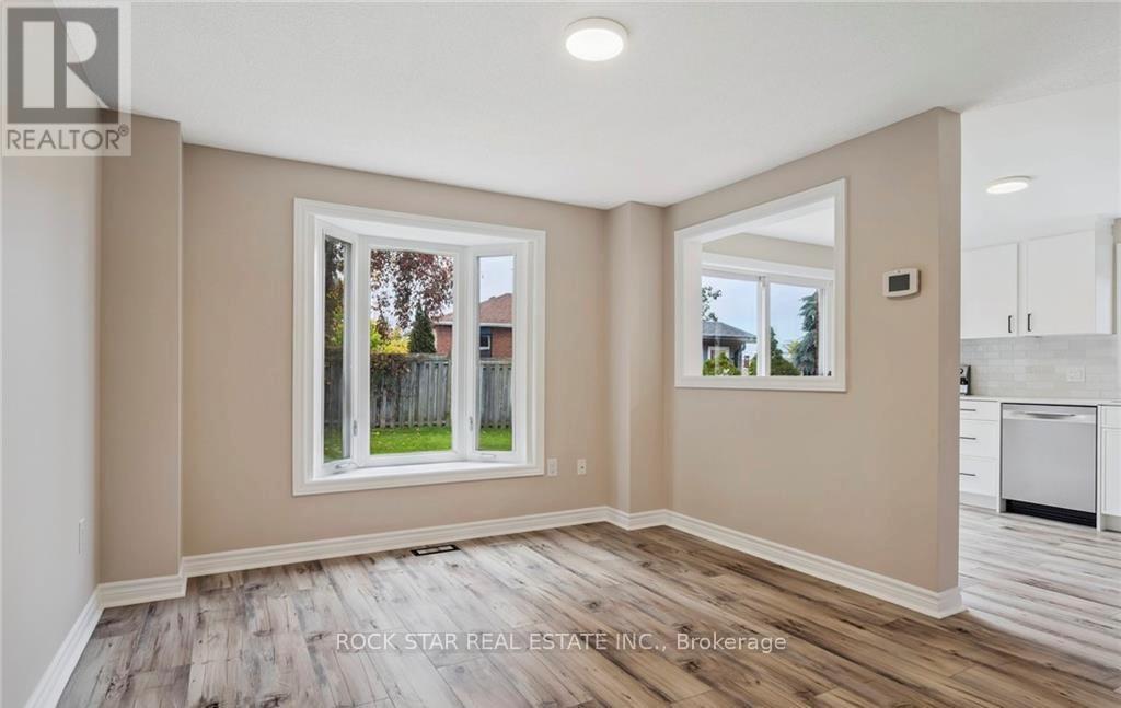 8 Ginger Drive, Barrie (Holly), Ontario  L4N 9Z2 - Photo 6 - S12485808