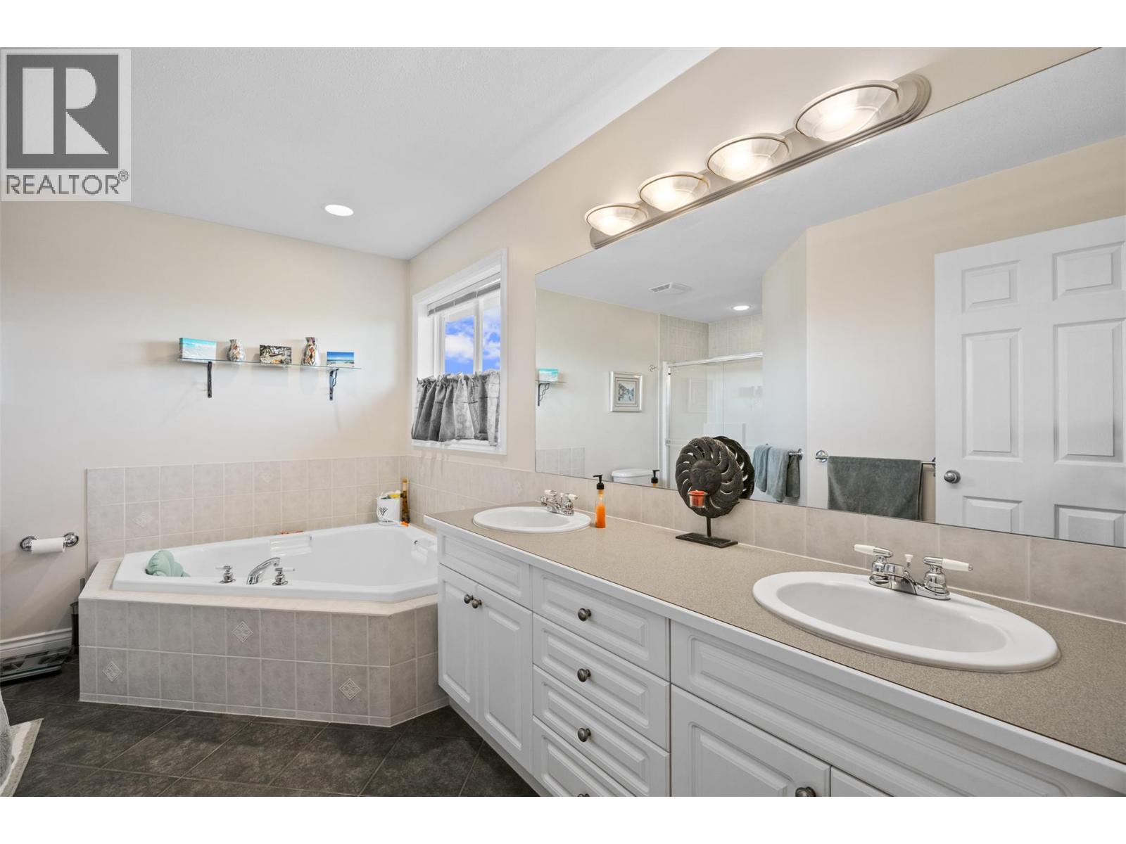 851 Bramble Place, Kamloops, British Columbia  V1S 1Y6 - Photo 27 - 10366831