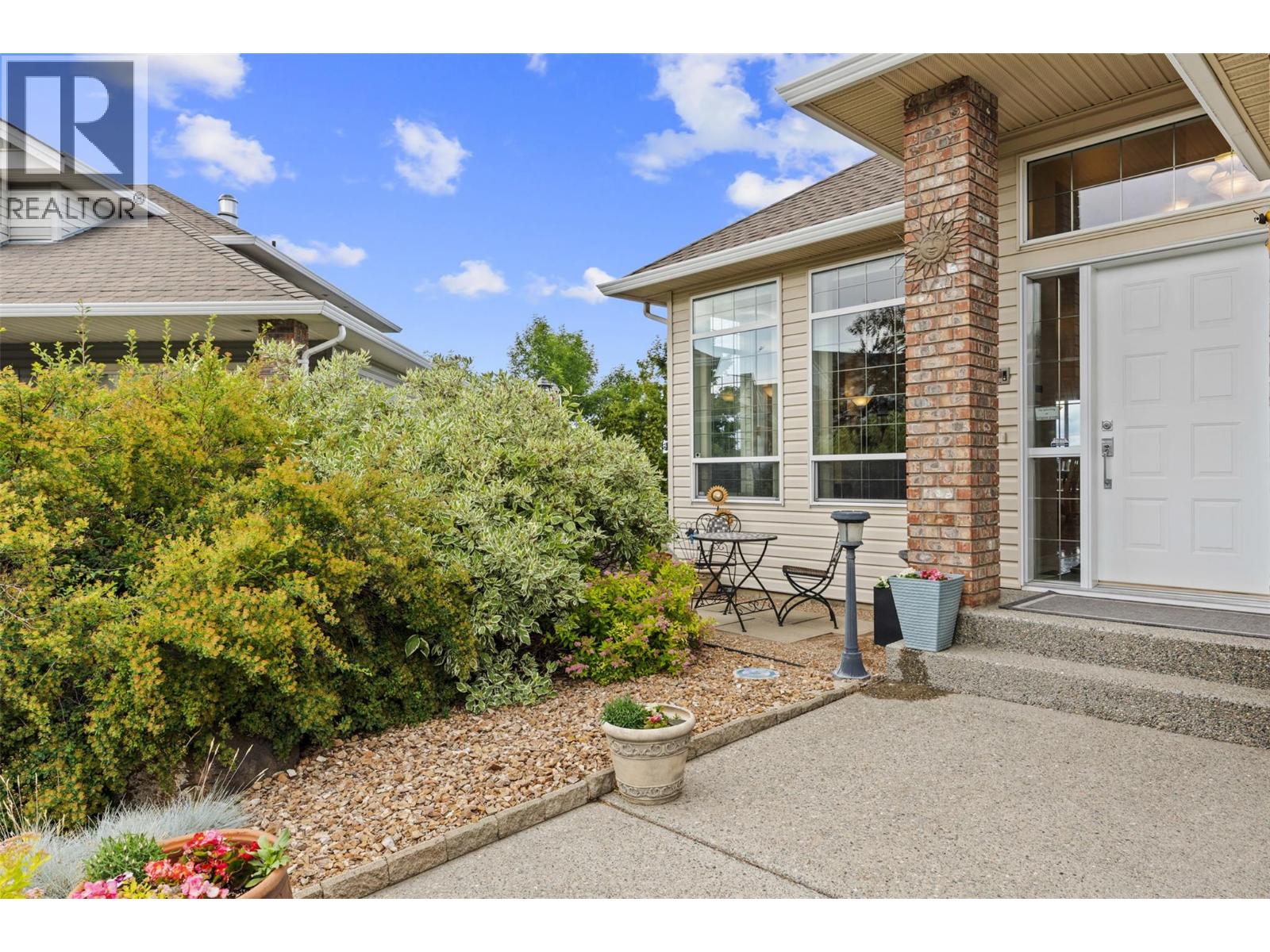 851 Bramble Place, Kamloops, British Columbia  V1S 1Y6 - Photo 4 - 10366831