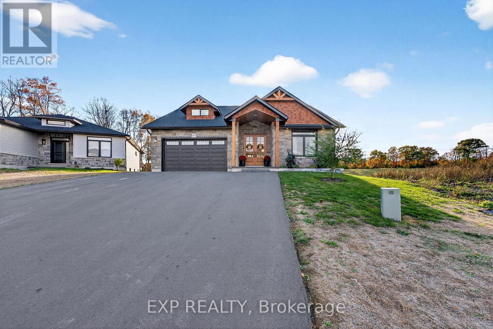 67 Meagan Lane, Quinte West (Frankford Ward), Ontario  K0K 2C0 - Photo 2 - X12485871