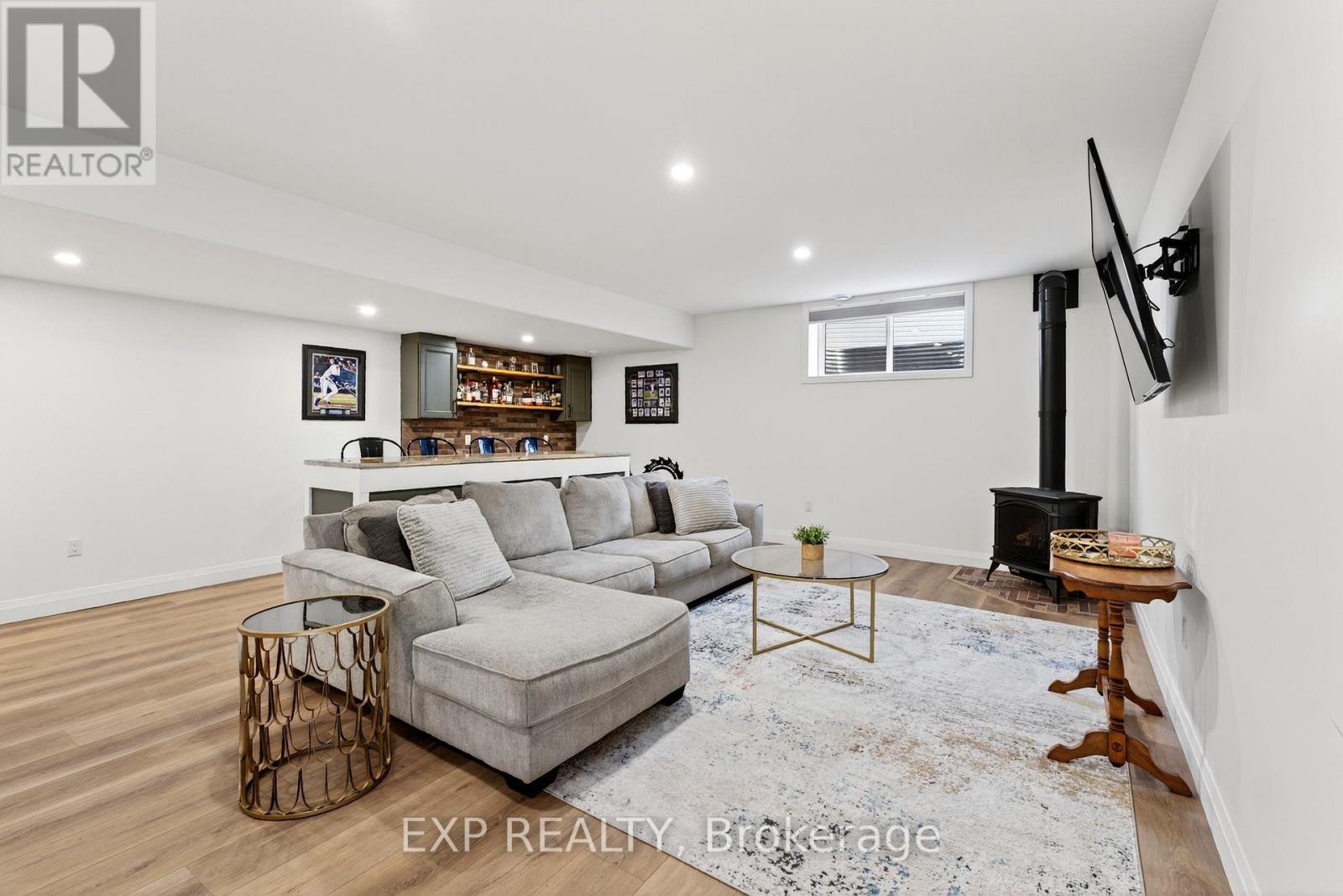 67 Meagan Lane, Quinte West (Frankford Ward), Ontario  K0K 2C0 - Photo 32 - X12485871