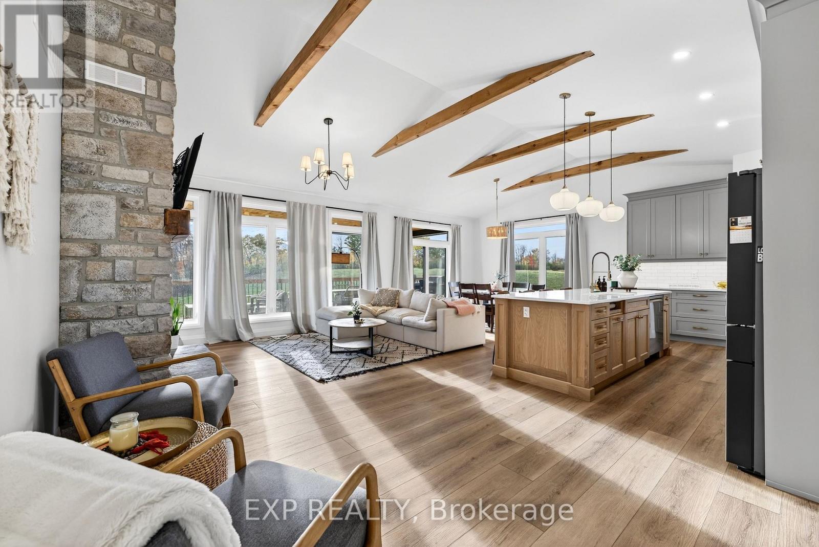 67 Meagan Lane, Quinte West (Frankford Ward), Ontario  K0K 2C0 - Photo 7 - X12485871