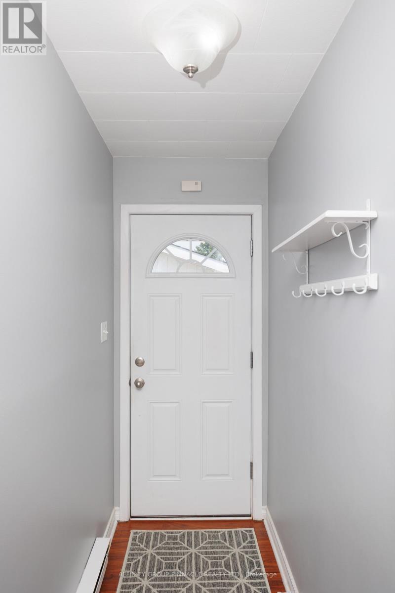 11 Lakeview Crescent, Kawartha Lakes, Ontario  K0M 1A0 - Photo 22 - X12485884