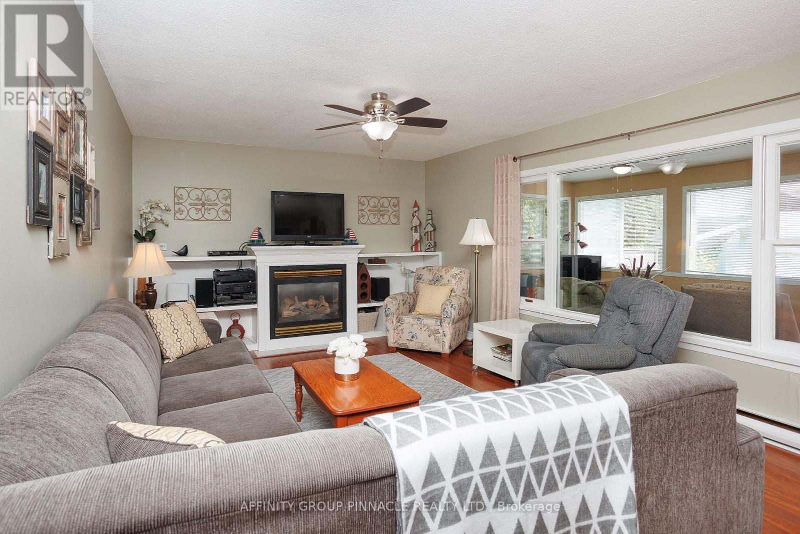 11 Lakeview Crescent, Kawartha Lakes, Ontario  K0M 1A0 - Photo 29 - X12485884