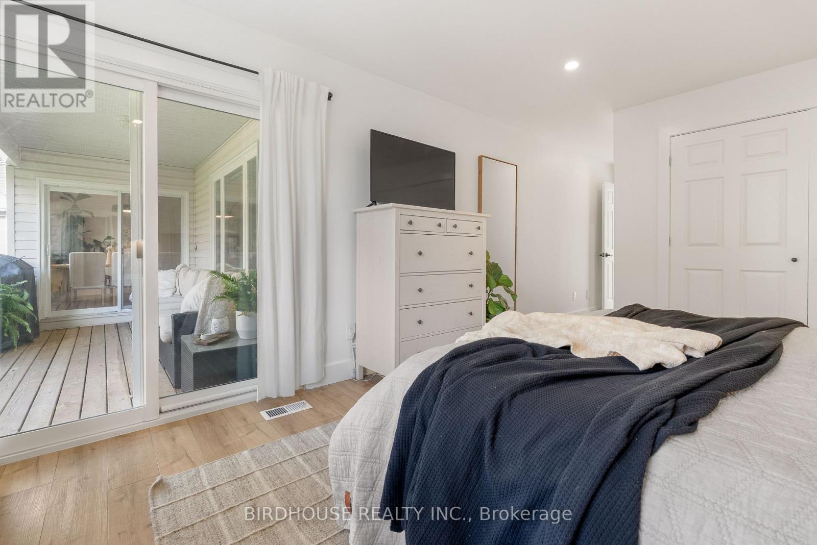 50 Birch Crescent, Kawartha Lakes, Ontario  K0M 1A0 - Photo 13 - X12485923