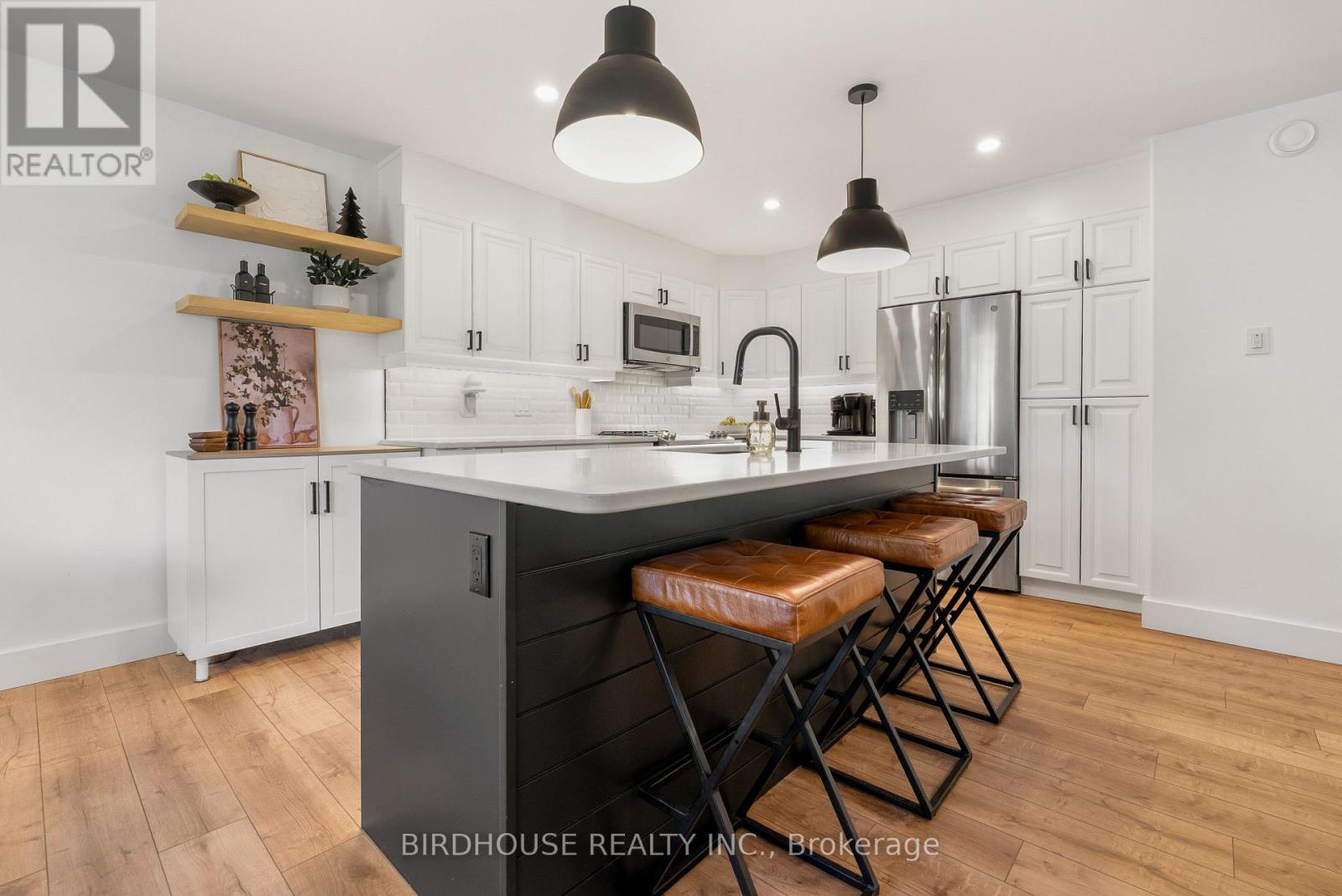 50 Birch Crescent, Kawartha Lakes, Ontario  K0M 1A0 - Photo 8 - X12485923