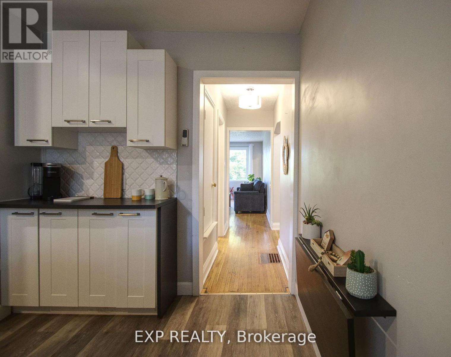 349 Euclid Avenue, Peterborough, Ontario  K9H 1M7 - Photo 7 - X12485969