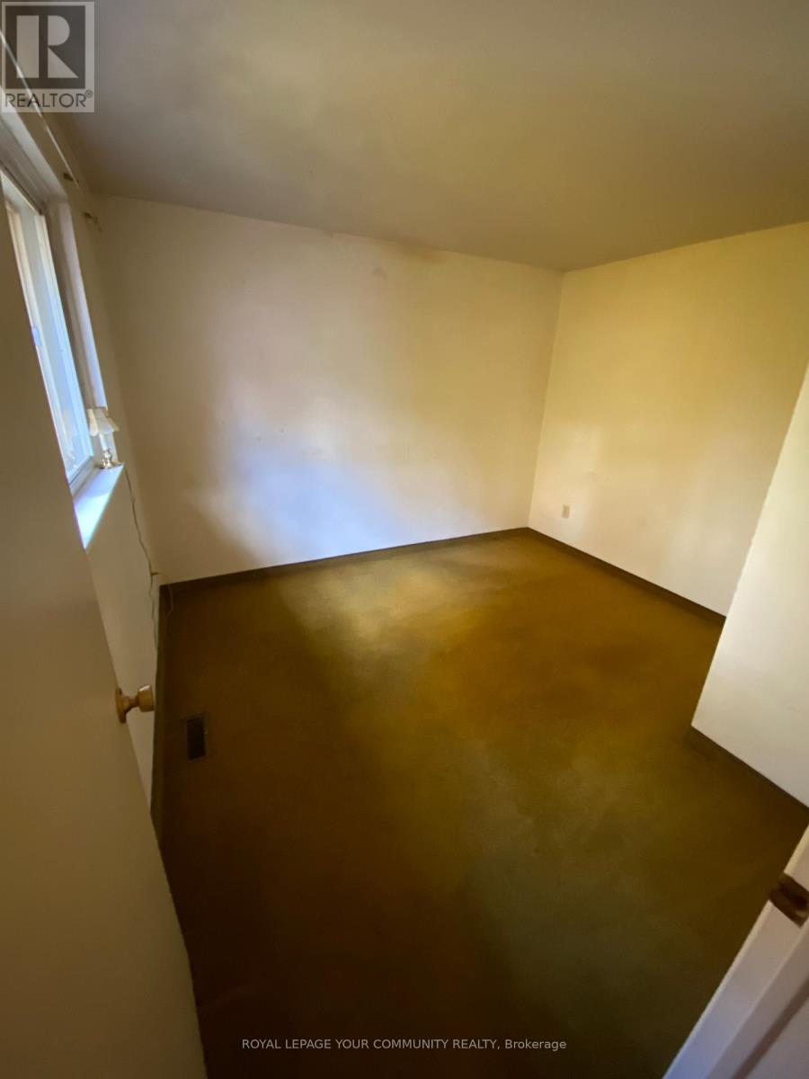 108 Orchard Heights Boulevard, Aurora, Ontario  L4G 2Z9 - Photo 18 - N12449026