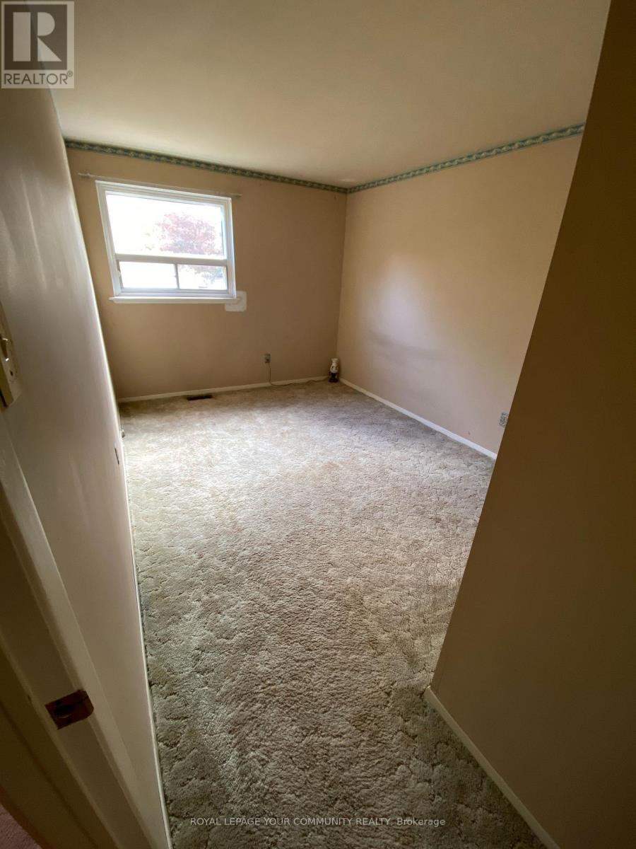 108 Orchard Heights Boulevard, Aurora, Ontario  L4G 2Z9 - Photo 19 - N12449026