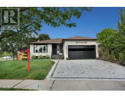 125 ELMCREST ROAD, Toronto, Ontario