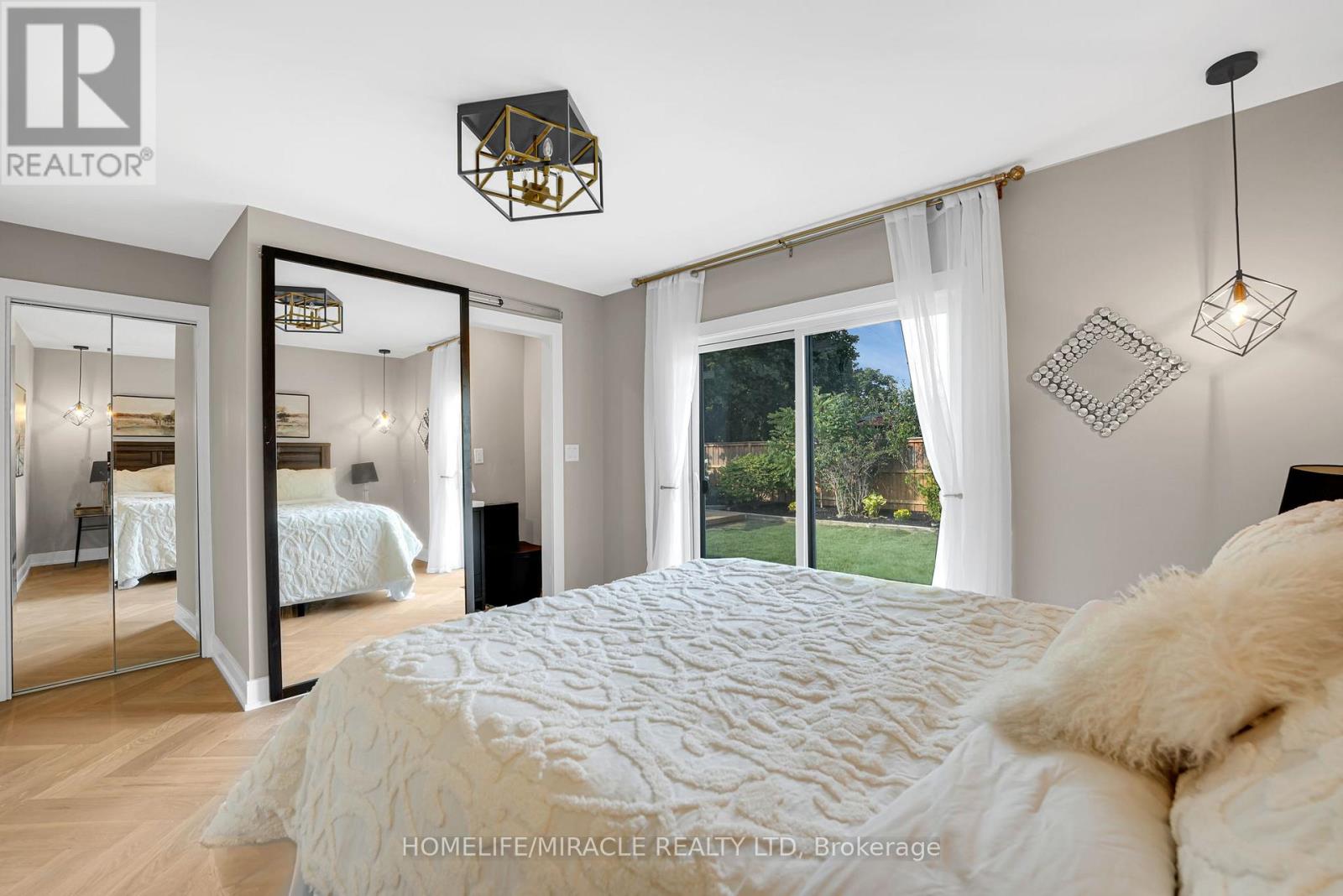 125 Elmcrest Road, Toronto, Ontario  M9C 3R5 - Photo 17 - W12482793