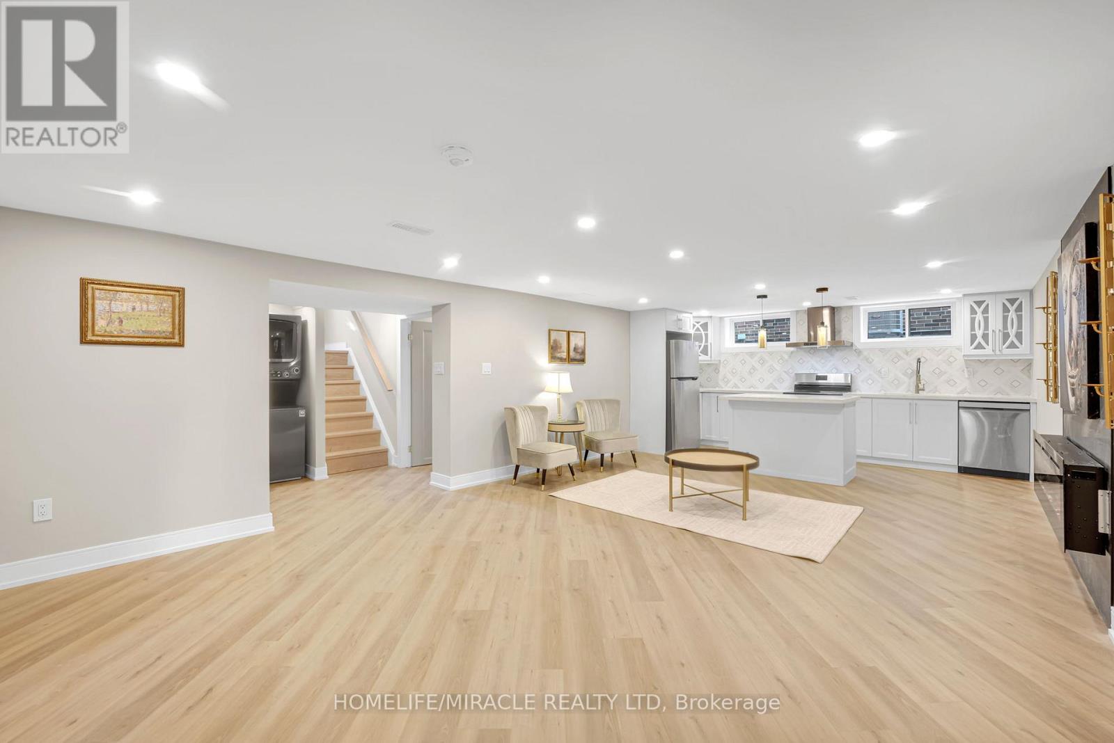 125 Elmcrest Road, Toronto, Ontario  M9C 3R5 - Photo 27 - W12482793