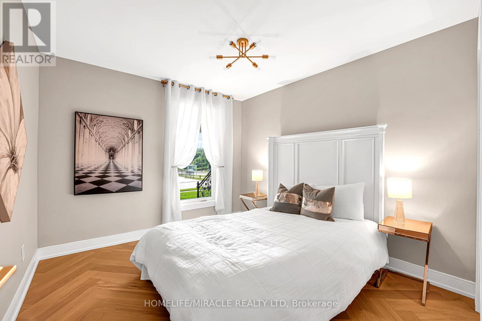 125 Elmcrest Road, Toronto, Ontario  M9C 3R5 - Photo 19 - W12482793