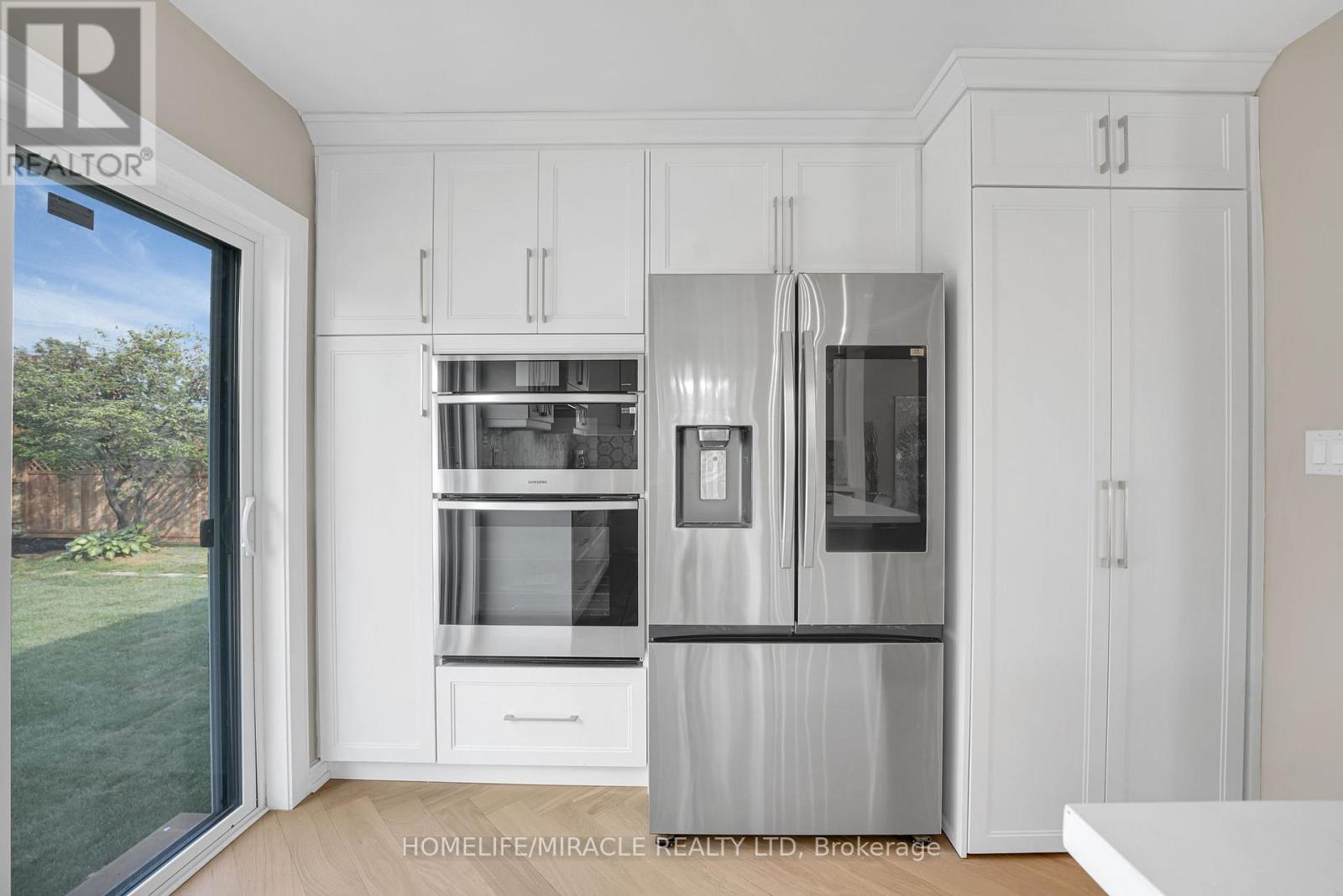 125 Elmcrest Road, Toronto, Ontario  M9C 3R5 - Photo 15 - W12482793