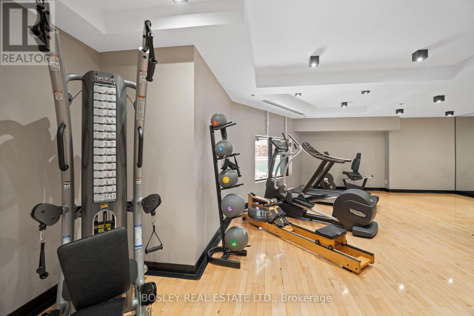 416 - 530 Indian Grove, Toronto, Ontario  M6P 0B3 - Photo 26 - W12485803