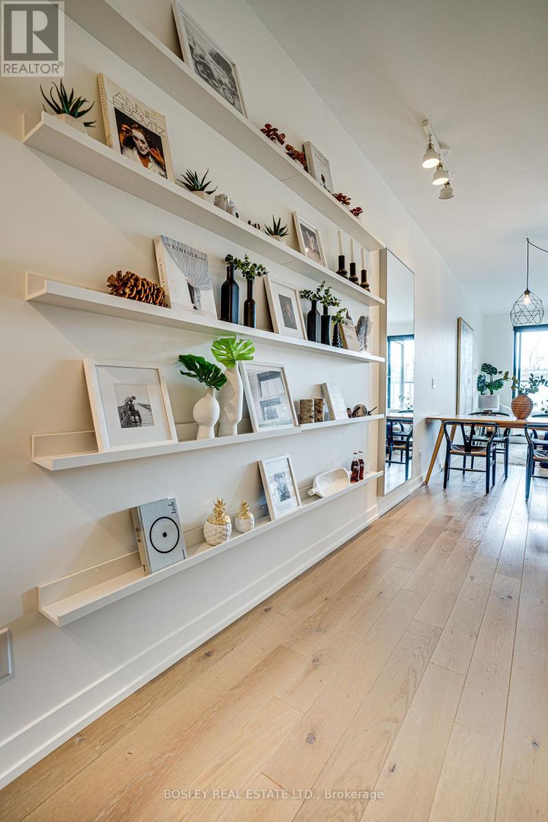 416 - 530 Indian Grove, Toronto, Ontario  M6P 0B3 - Photo 4 - W12485803