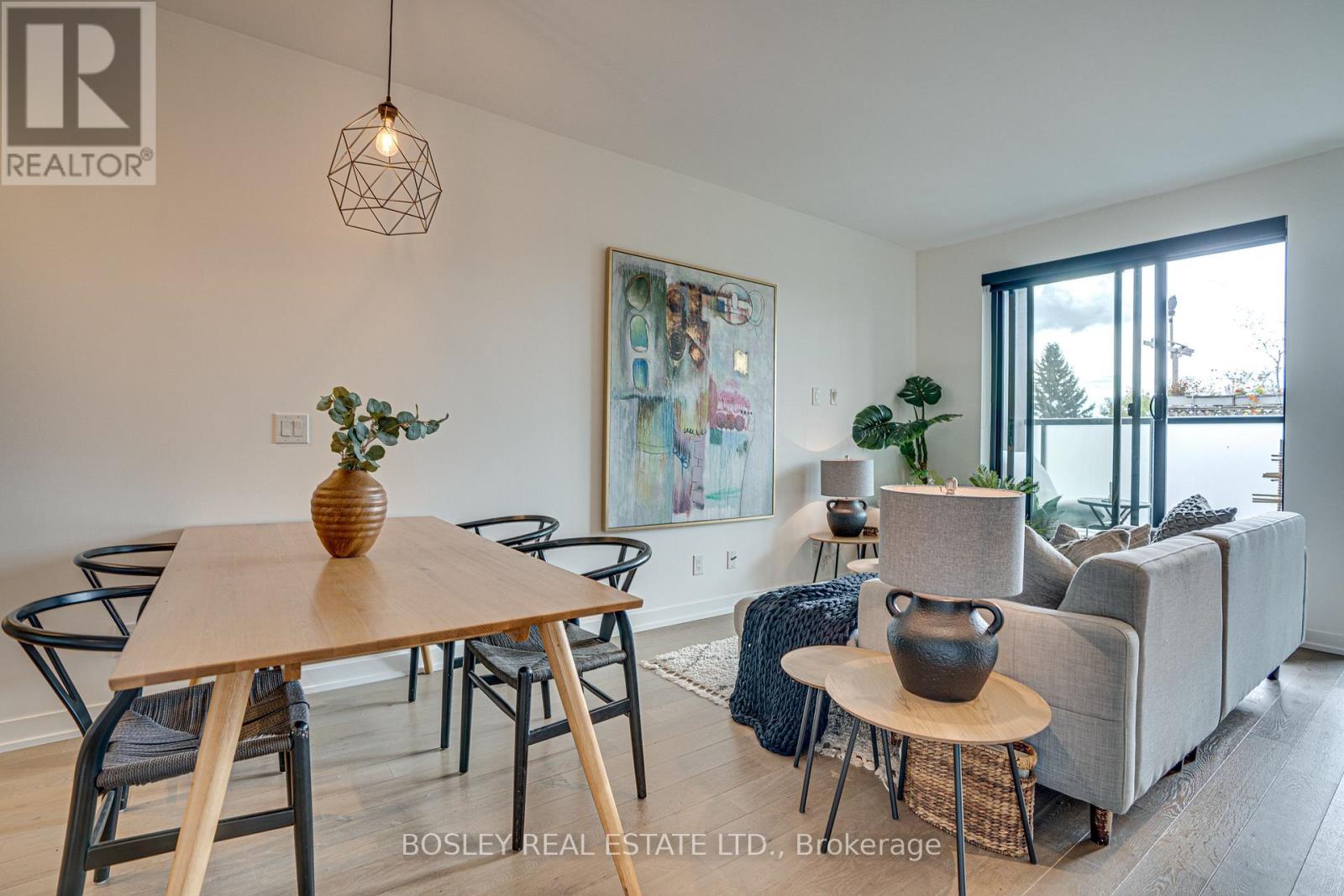 416 - 530 Indian Grove, Toronto, Ontario  M6P 0B3 - Photo 8 - W12485803