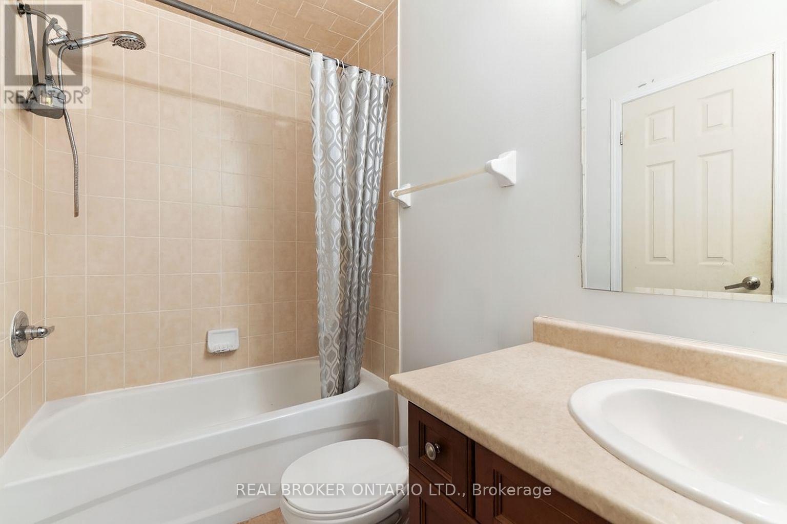 46 Lathbury Street, Brampton, Ontario  L7A 0R5 - Photo 11 - W12485805