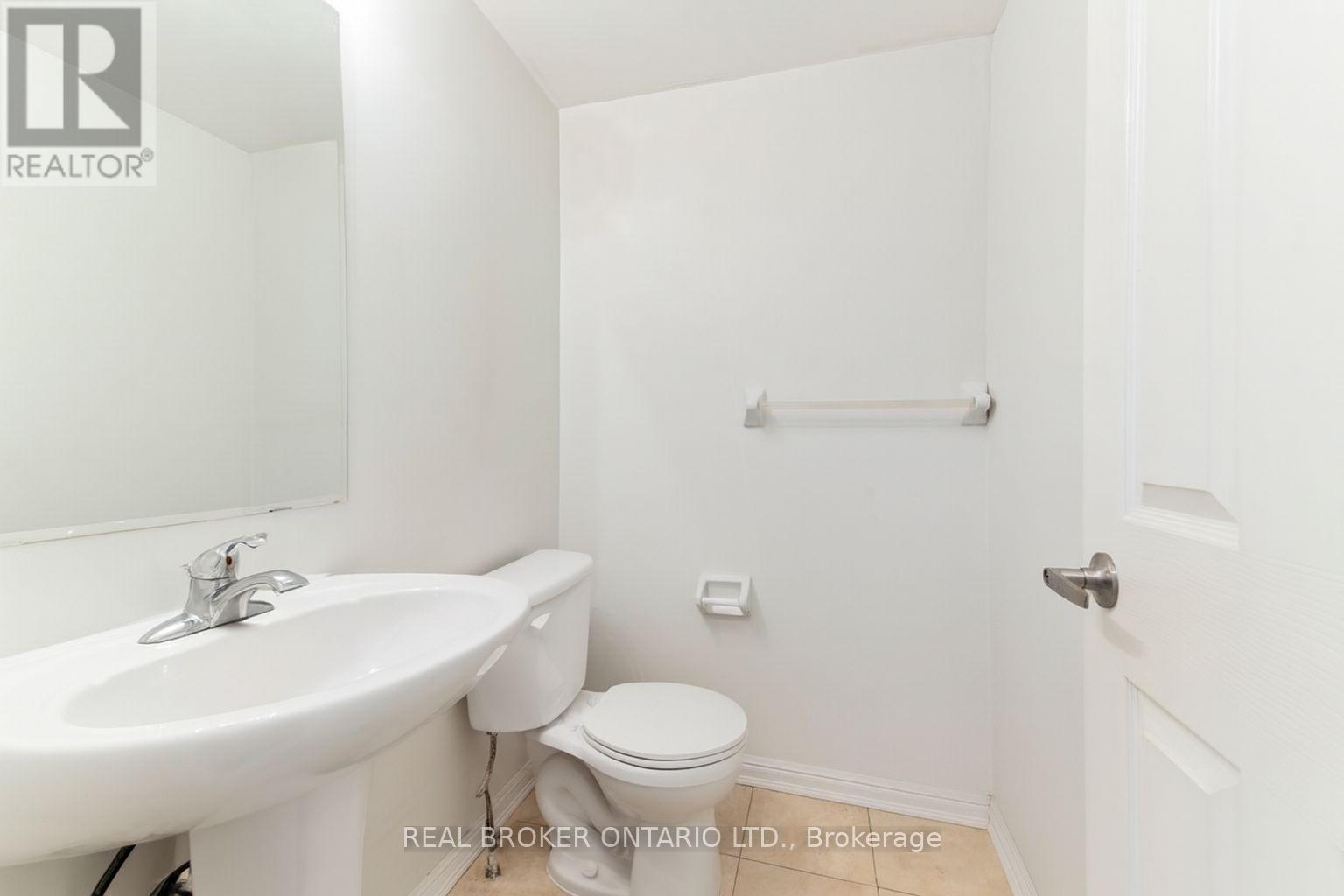 46 Lathbury Street, Brampton, Ontario  L7A 0R5 - Photo 12 - W12485805